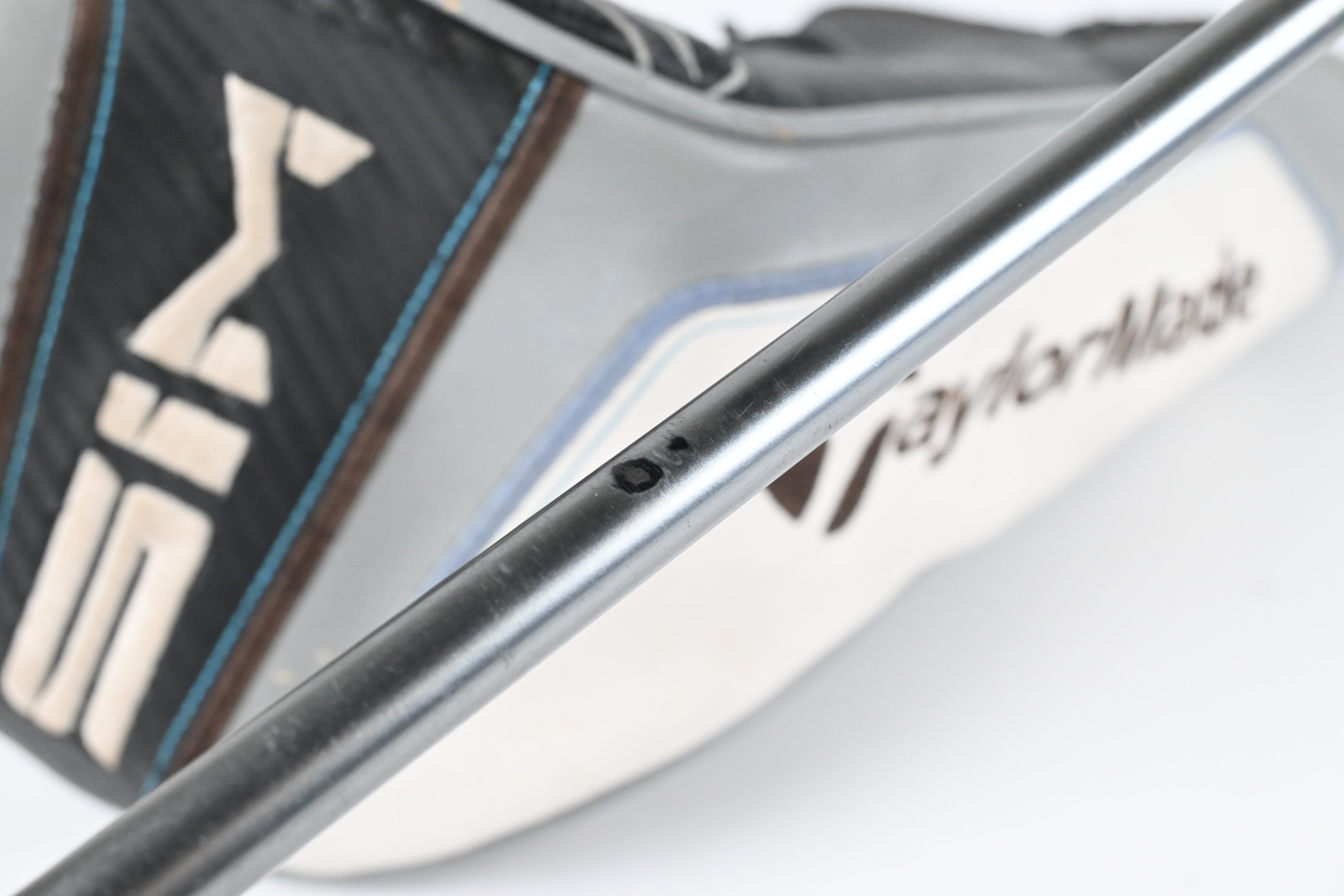 Taylormade SIM Max D Driver / 10.5 Degree / Regular Flex UST Mamiya Helium 5