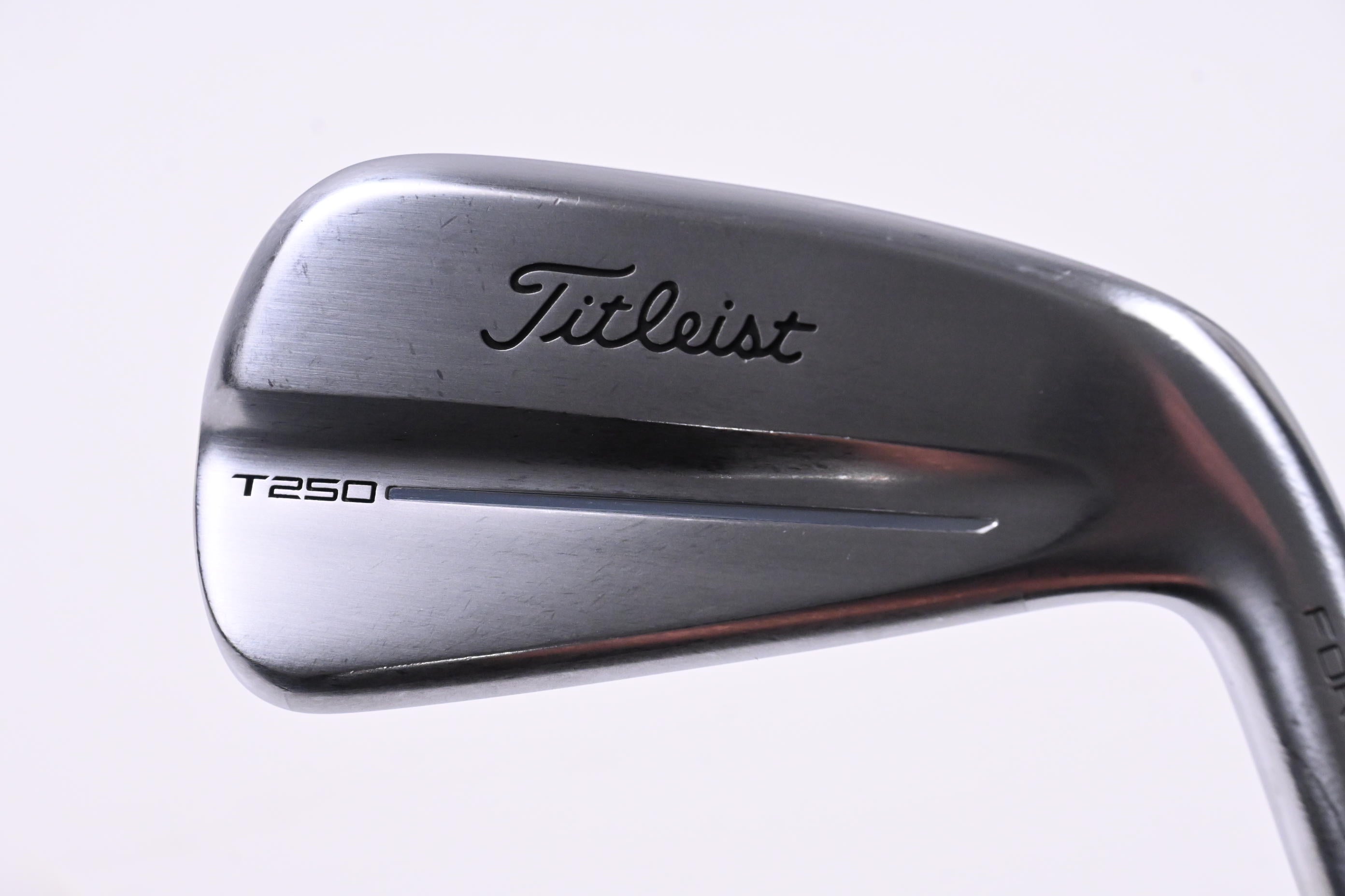 Titleist T250.U Utility #2 Iron / 18 Degree / Stiff Flex N.S.Pro Modus3 Tour 105