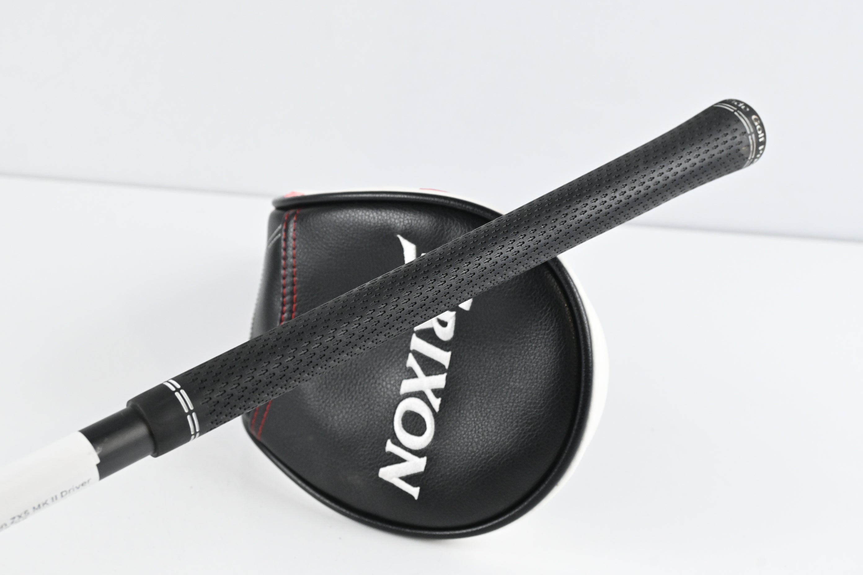 Left Hand Srixon ZX5 MK II Driver / 10.5 Degree / Stiff Flex HZRDUS Smoke Black