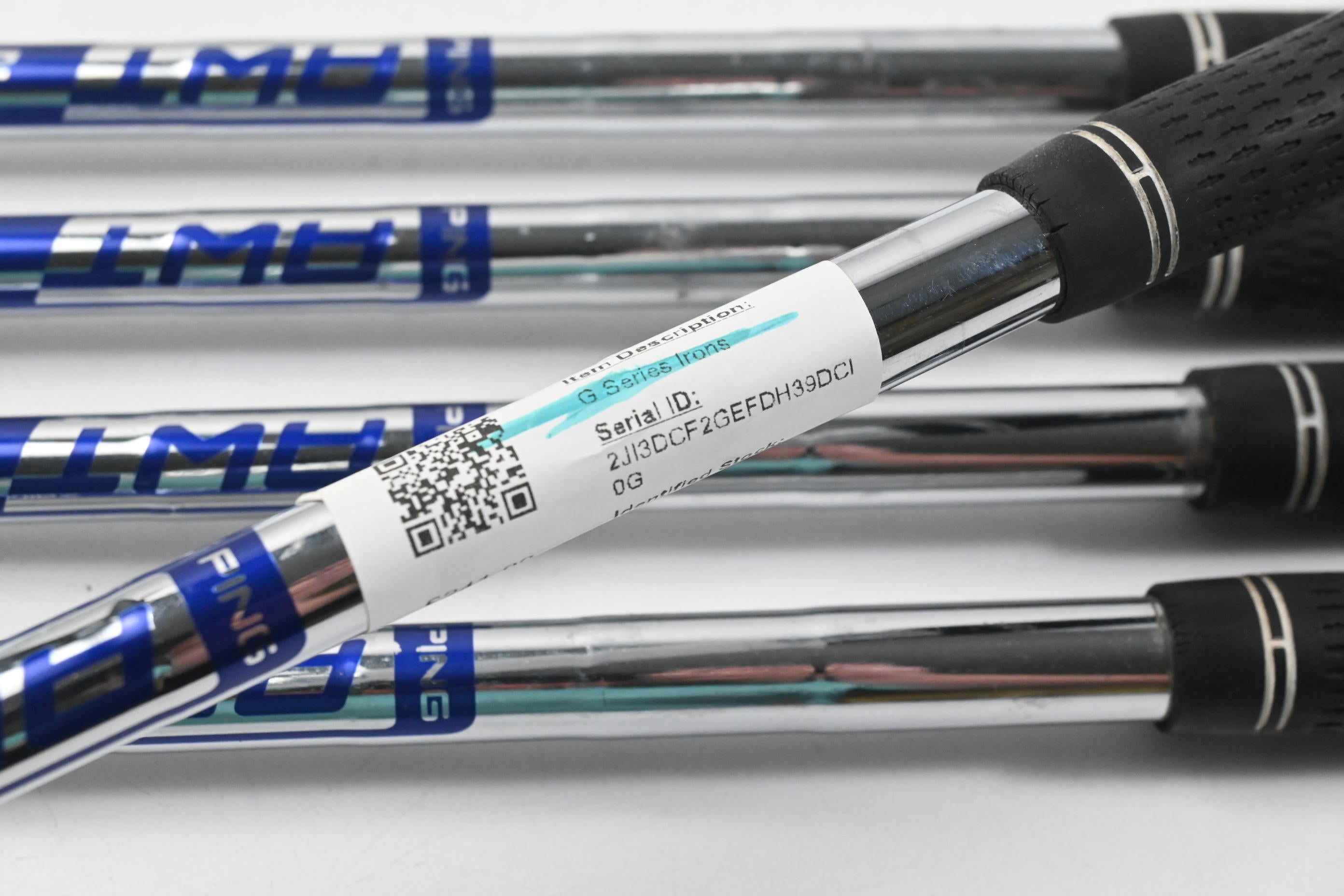 Ping G Series Irons / 6-PW / Blue Dot / Regular Flex Ping AWT 2.0 Steel Shafts