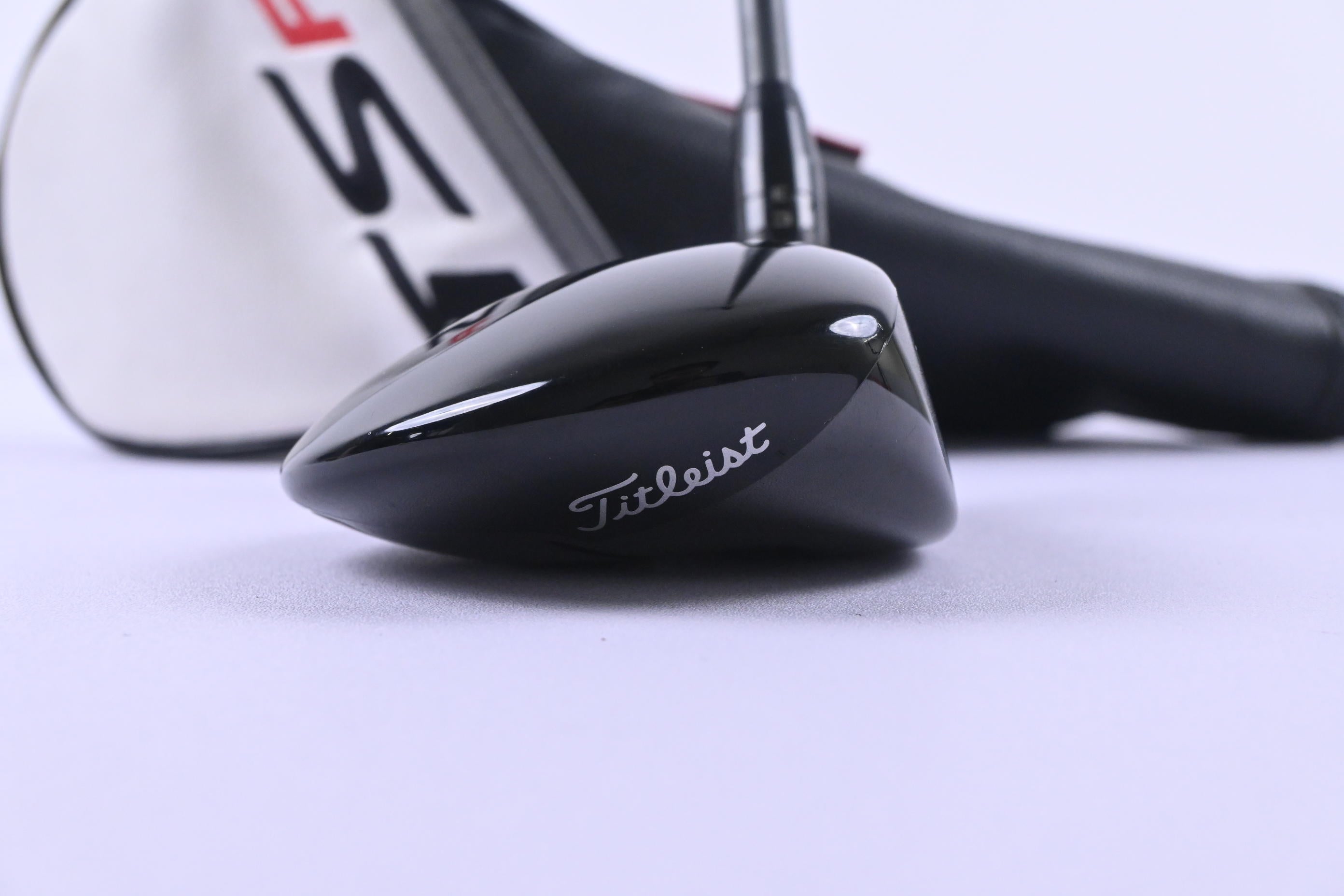 Titleist TSR3 #3 Wood / 15 Degree / Stiff Flex HZRDUS Smoke 60 Shaft