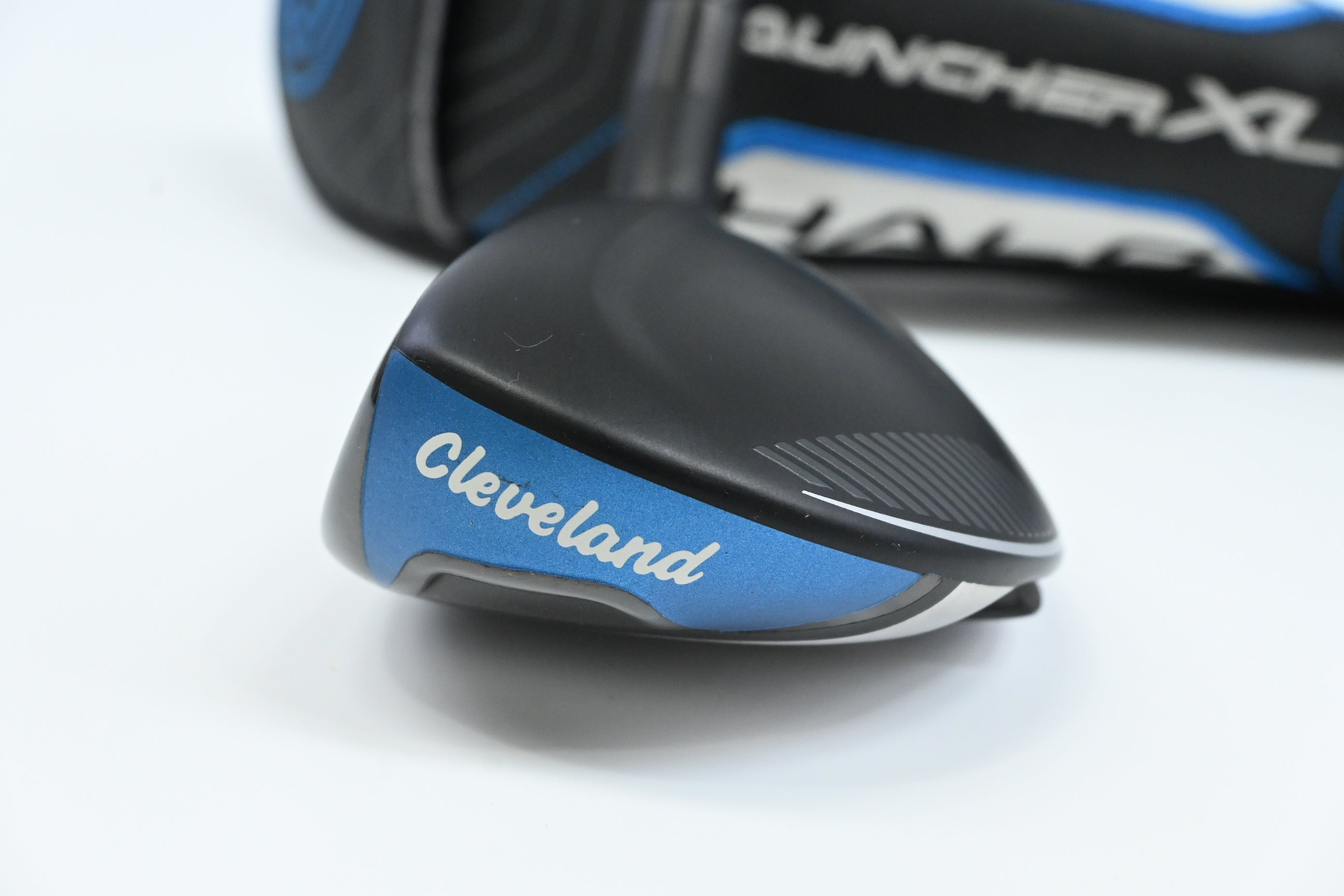 Left Hand Cleveland Launcher XL Halo #4 Hybrid / 21 Degree / Regular Flex Cypher
