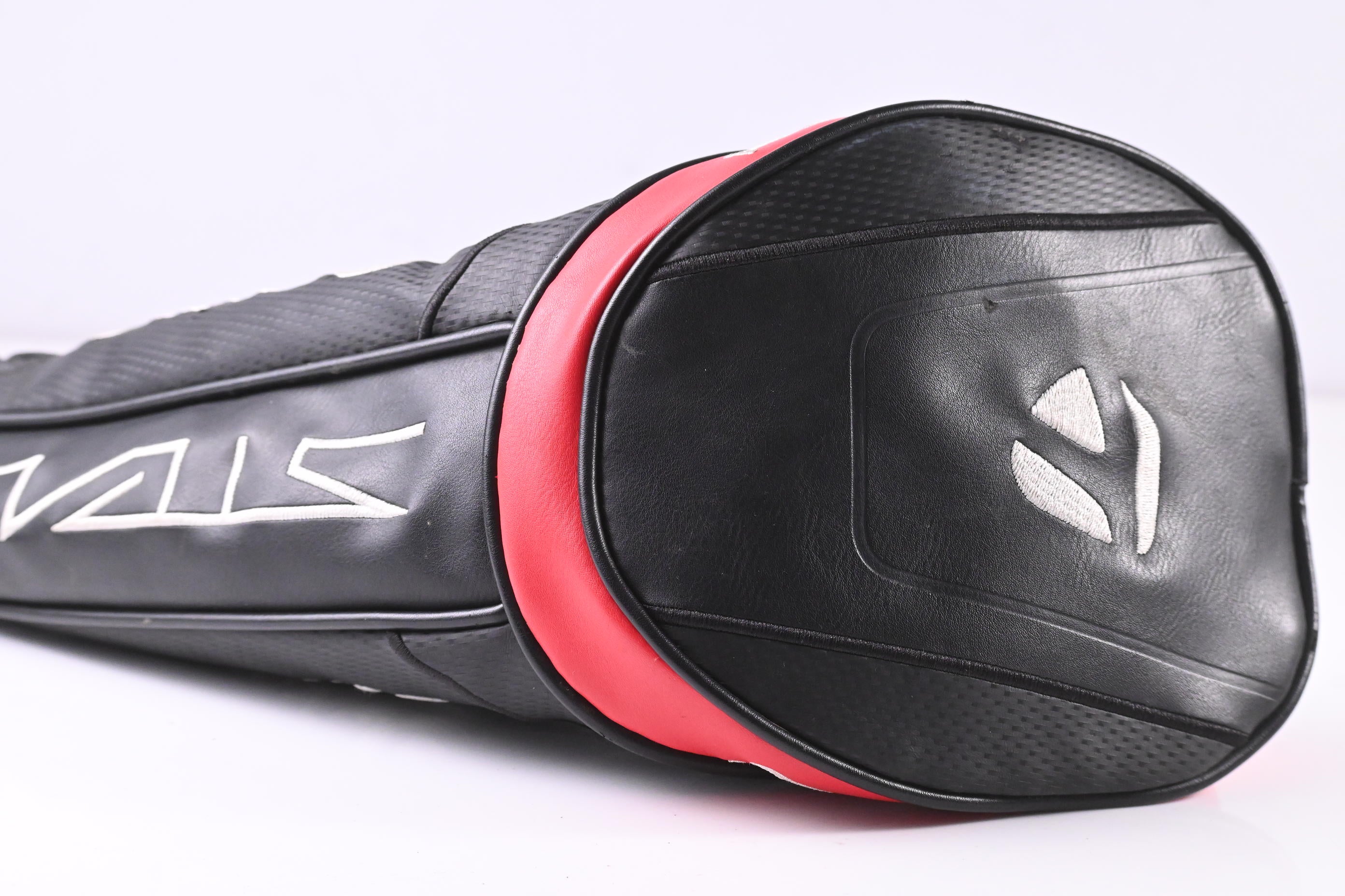 Taylormade Stealth HD Driver / 10.5 Degree / X-Flex Mitsubishi Kai'li Black 70