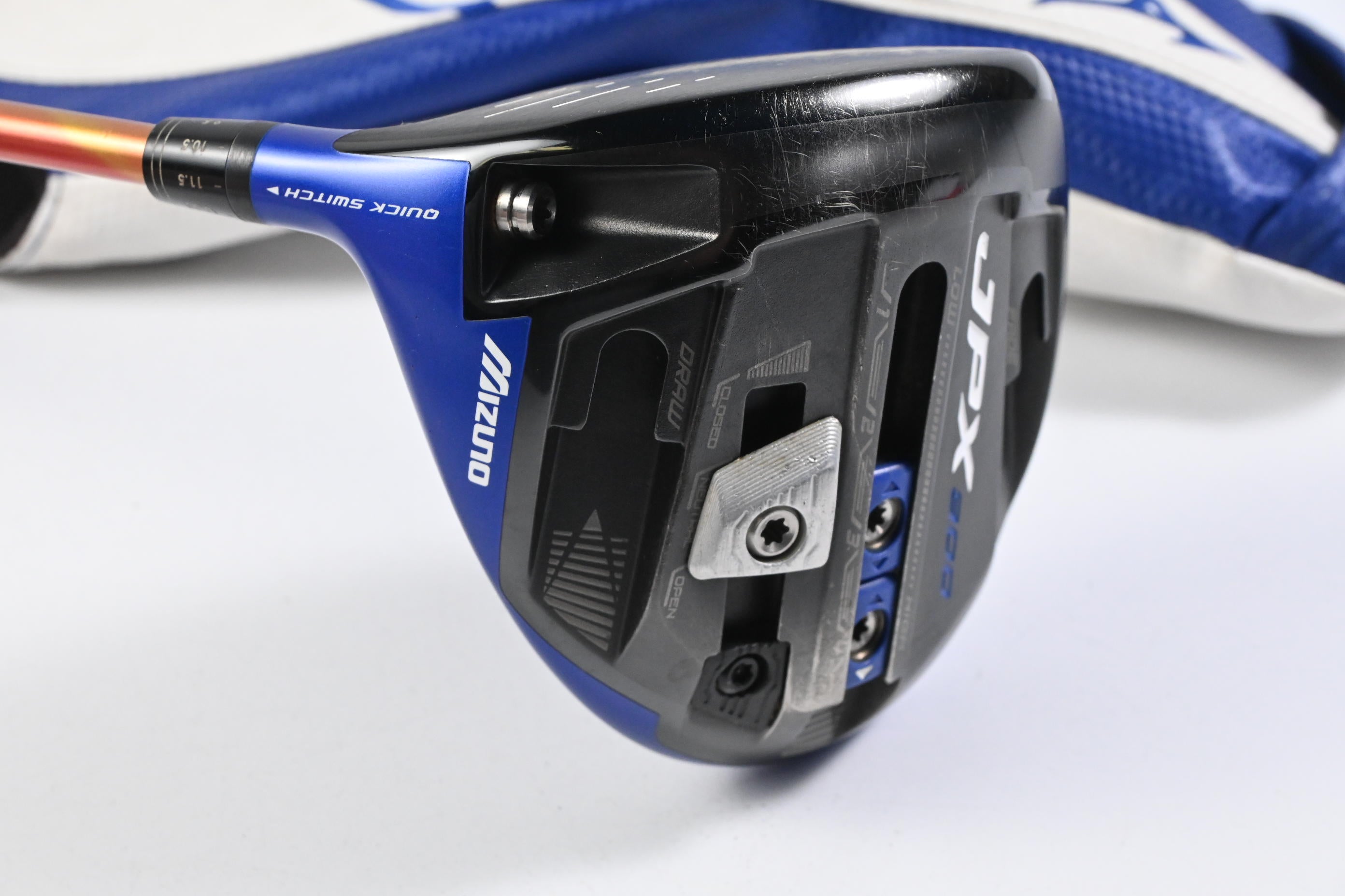 Left Hand Mizuno JPX 900 Driver / 7.5-11.5 Degree / Regular Flex Fujikura