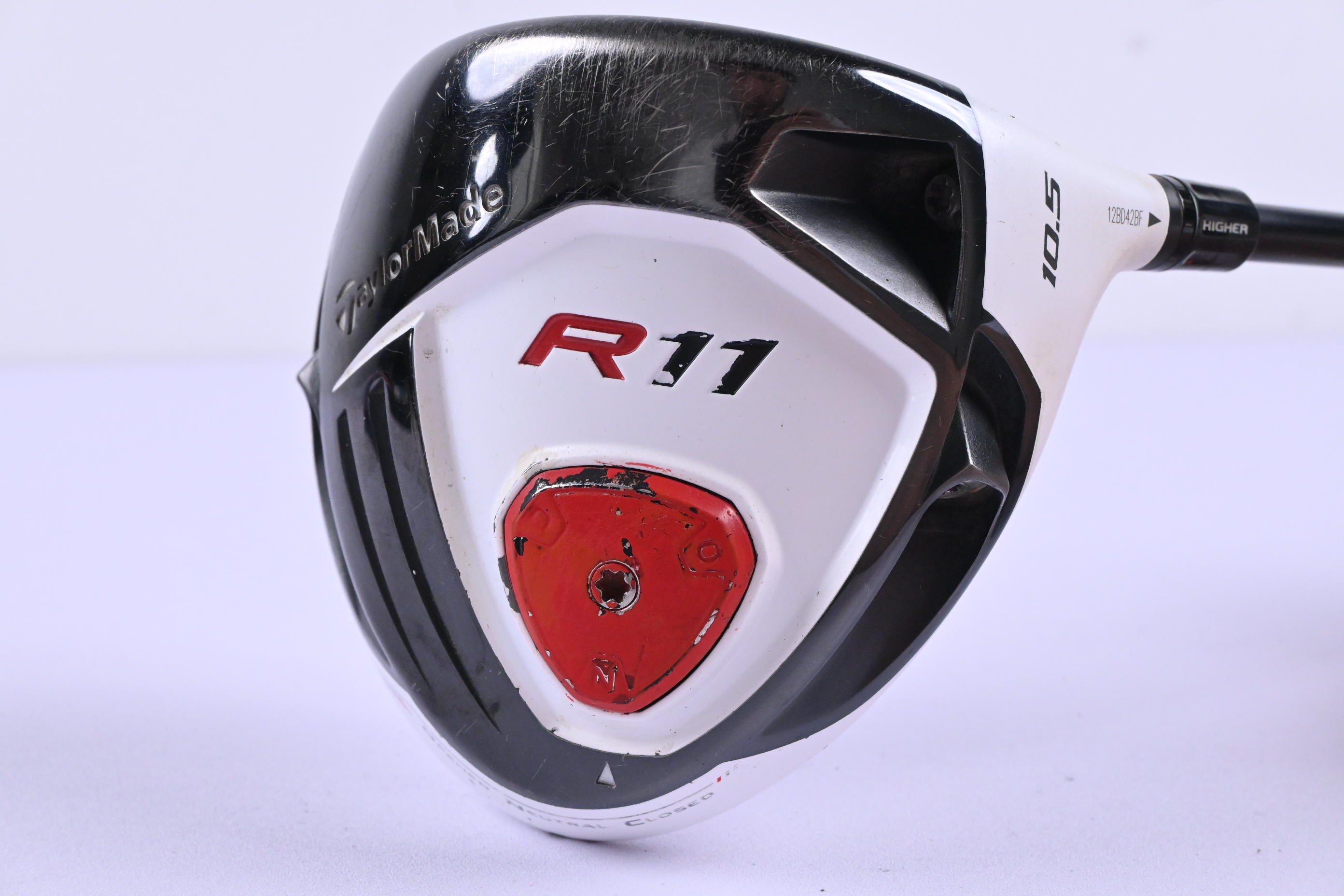 Taylormade R11 Driver / 10.5 Degree / Regular Flex Fujikura R11 Blur 60 Shaft