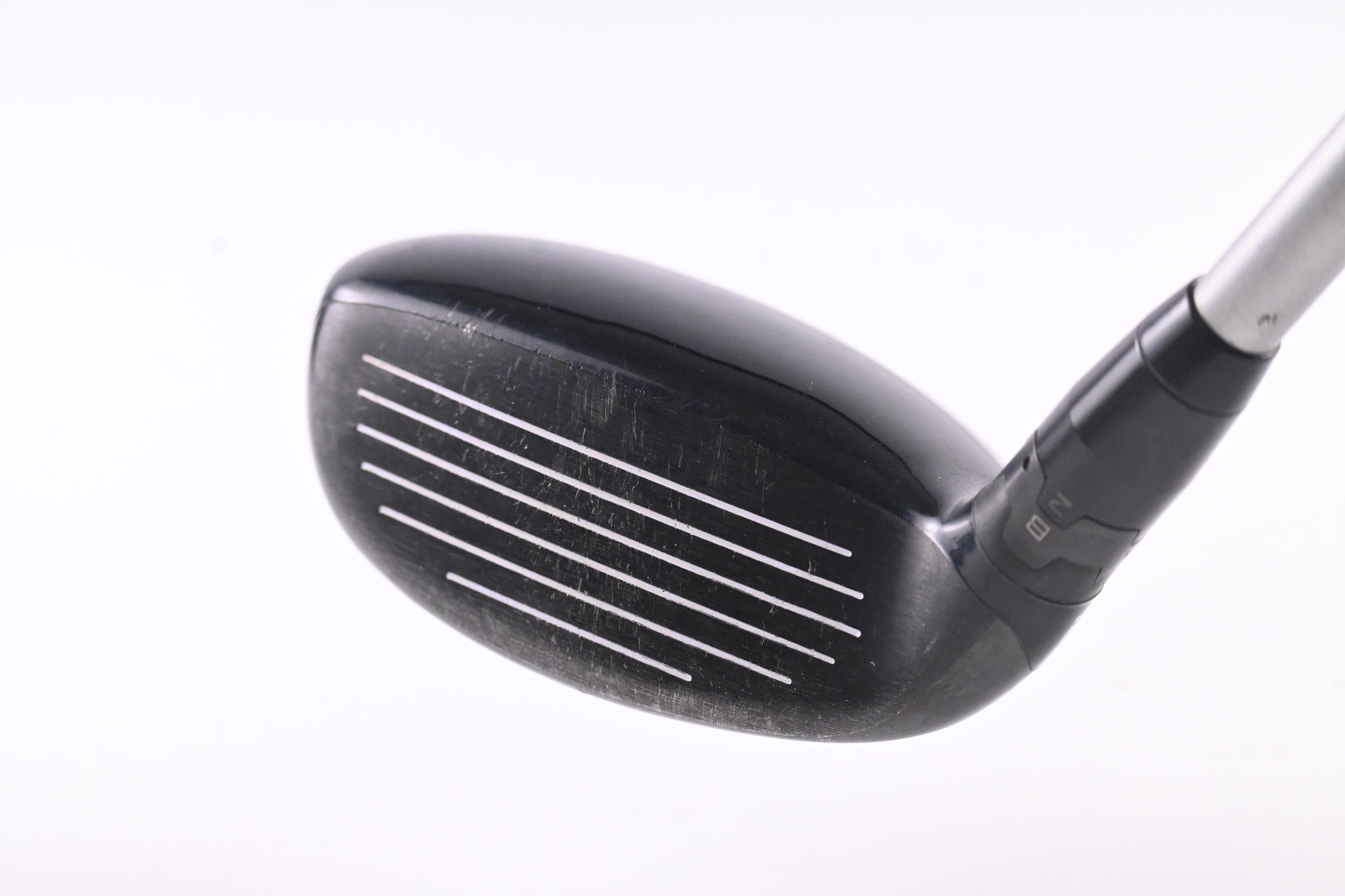 Titleist 915H #3 Hybrid / 19 Degree / Stiff Flex Diamana S+ Blue 70 Shaft