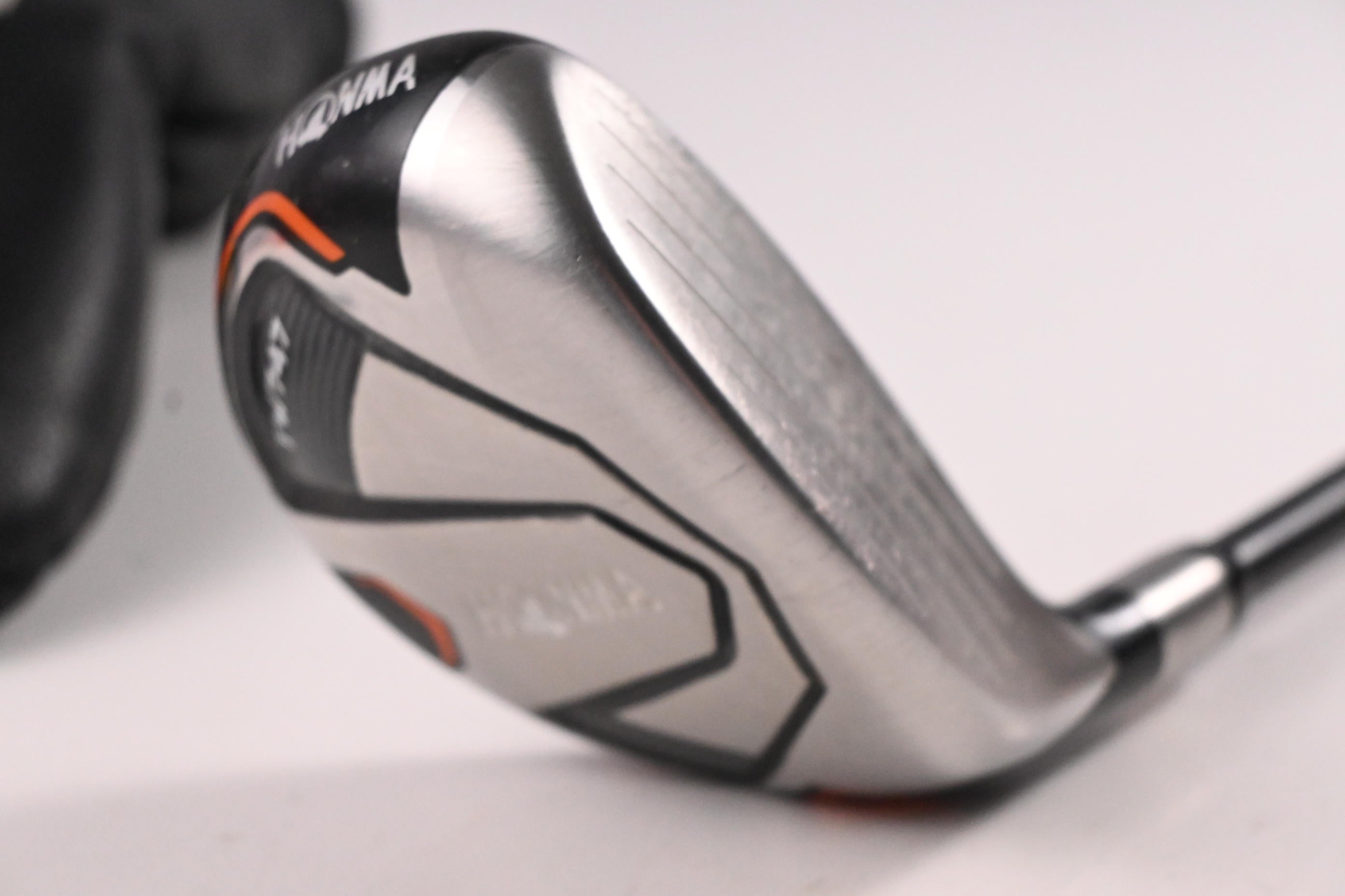 Honma TW747 UT #4 Hybrid / 22 Degree / Stiff Flex HZRDUS Black 85 Shaft