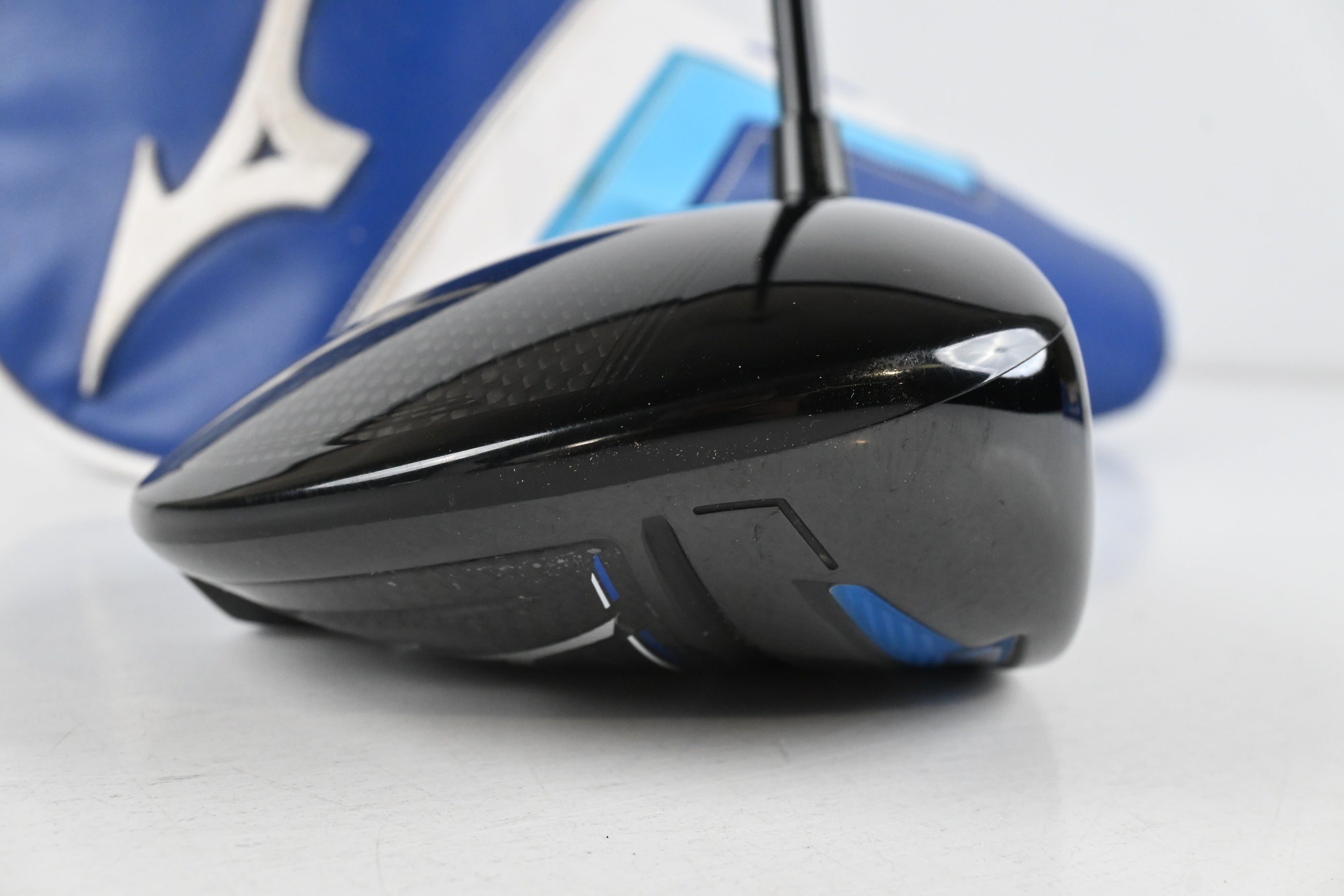 Mizuno ST-Max 230 Driver / 10.5 Degree / Stiff Flex HZRDUS Smoke Black RDX 60