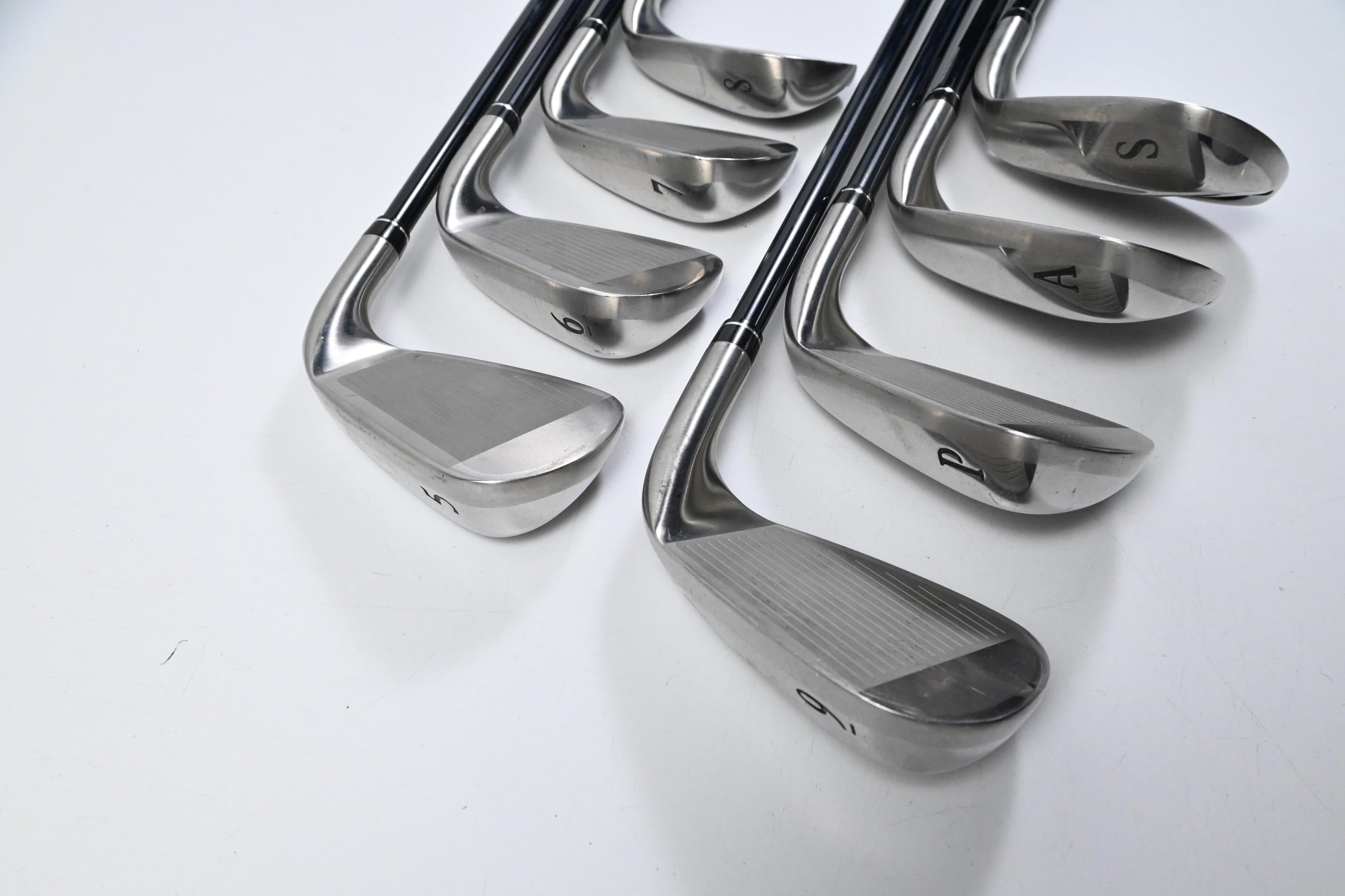 Left Hand XXIO 12 Irons / 5-PW+GW+SW / Regular Flex XXI0 DST MP1200 47 Shaft