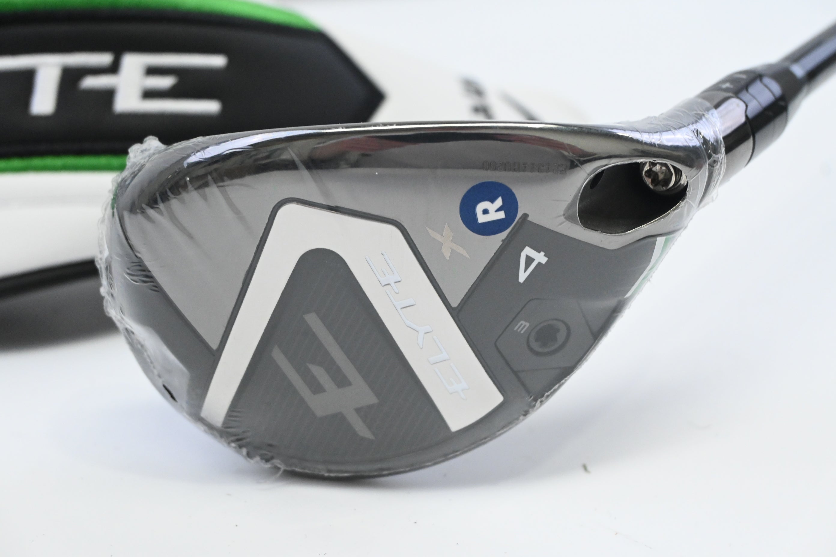 Callaway Elyte X #4 Hybrid / 21 Degree / Regular Flex Denali Charcoal 60 Shaft