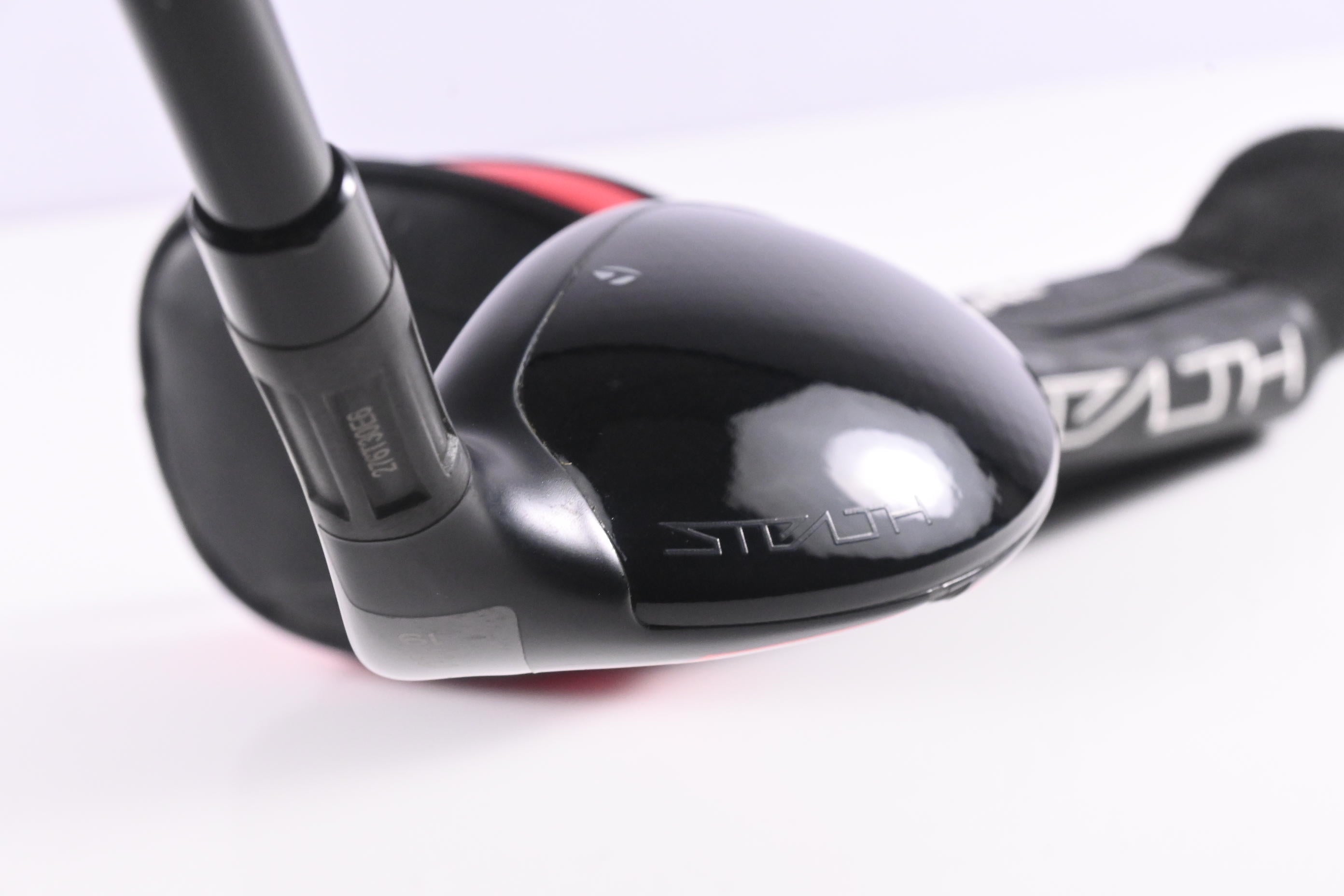 Taylormade Stealth 2 #3 Hybrid / 19 Degree / Regular Flex Fujikura Ventus TR Red