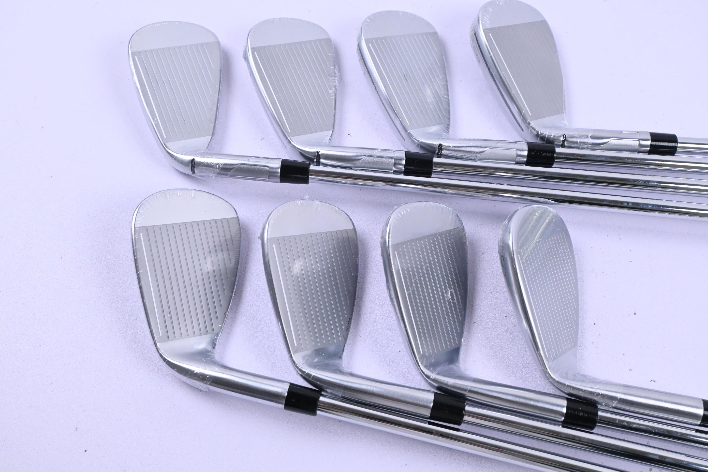 Taylormade Qi Irons / 5-PW+GW+SW / Regular Flex KBS Max MT 85 Shafts