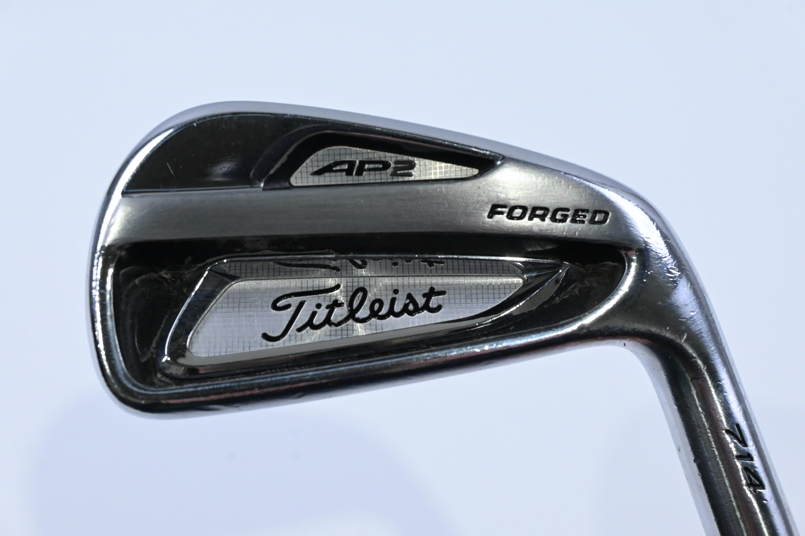 Titleist 714 AP2 #4 Iron / 24 Degree / Stiff Flex Dynamic Gold S300
