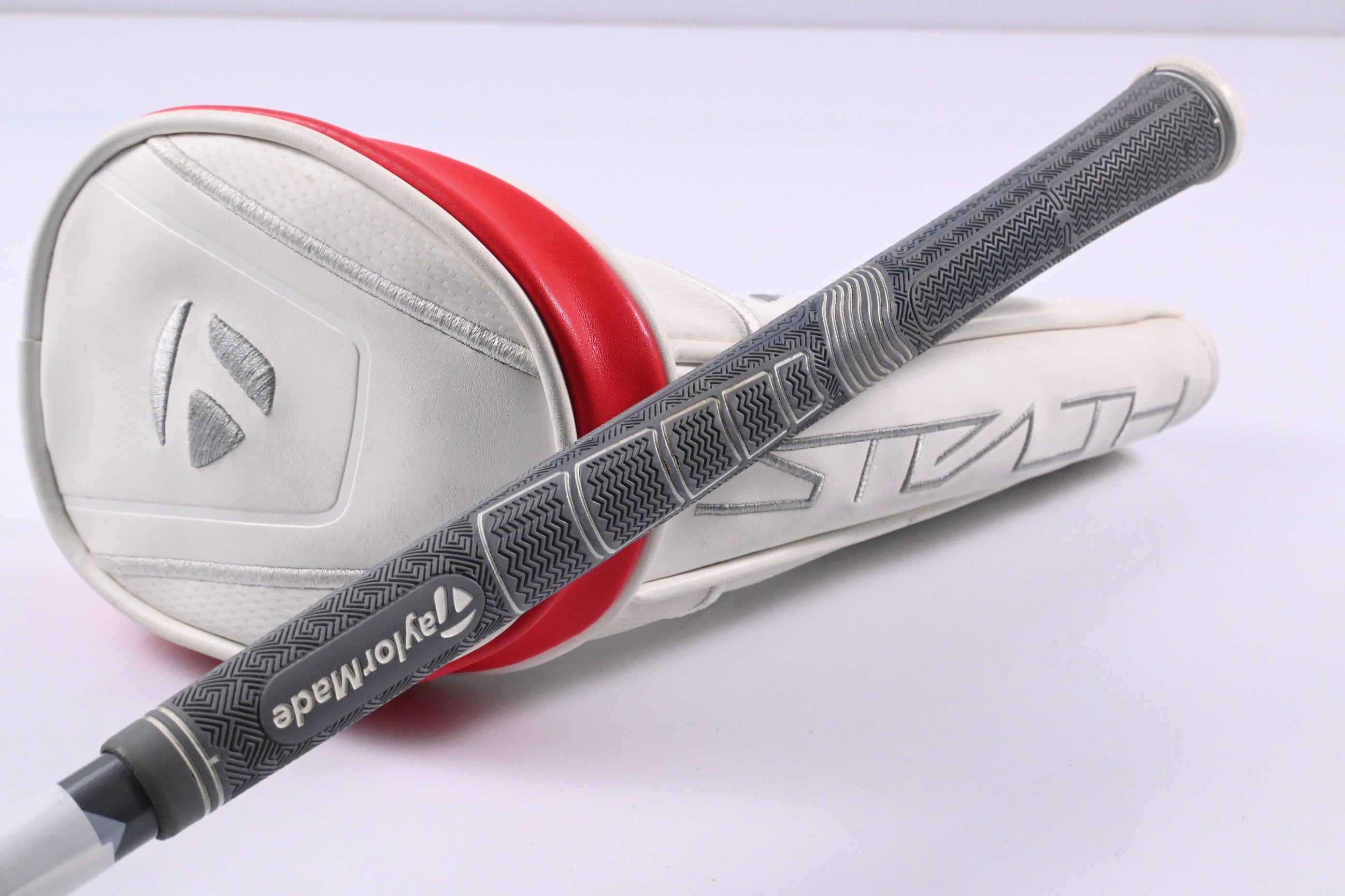 Ladies Taylormade Stealth #5 Wood / 19 Degree / Ladies Flex Aldila Ascent 45
