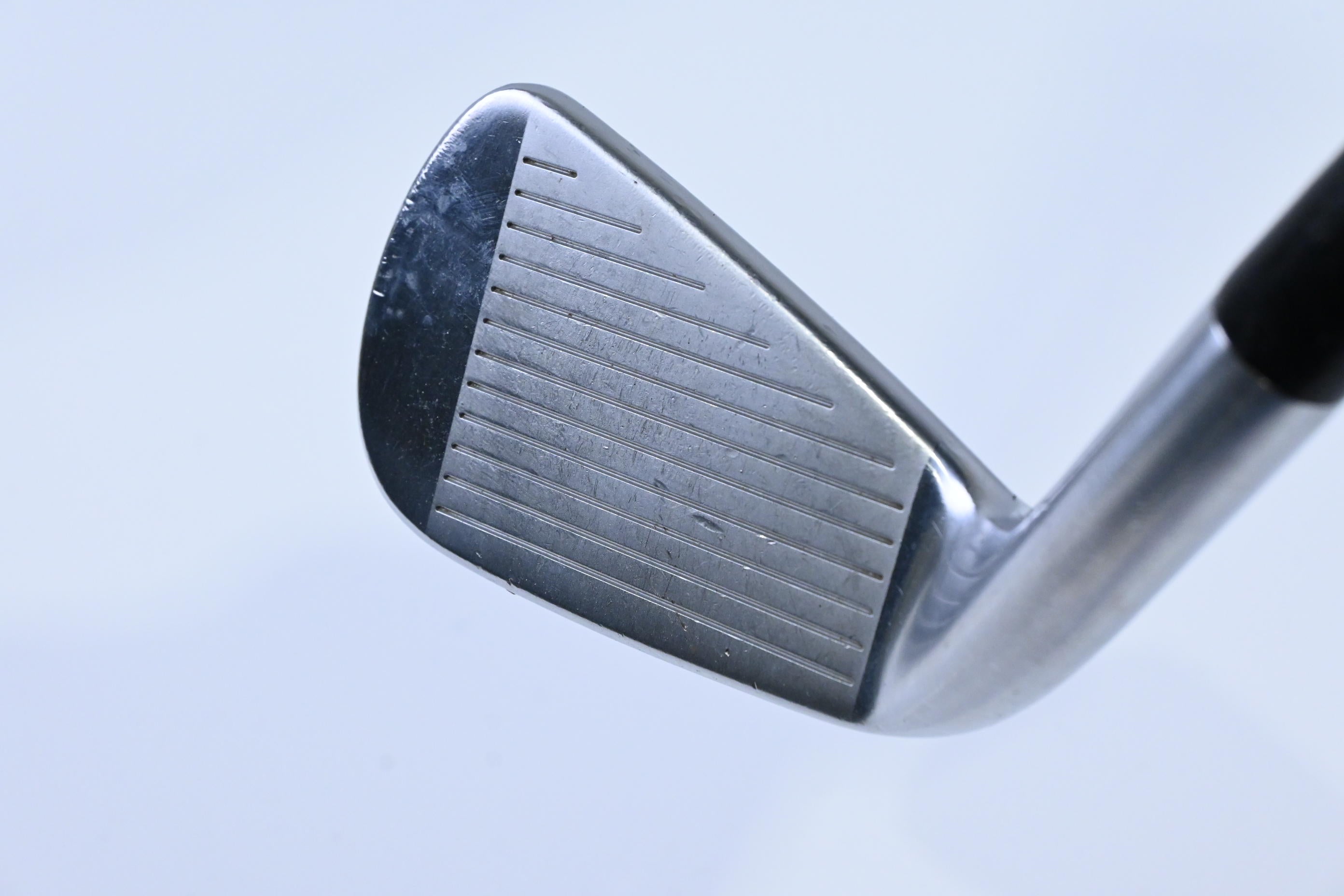 Titleist 714 AP2 #4 Iron / 24 Degree / Stiff Flex Dynamic Gold S300