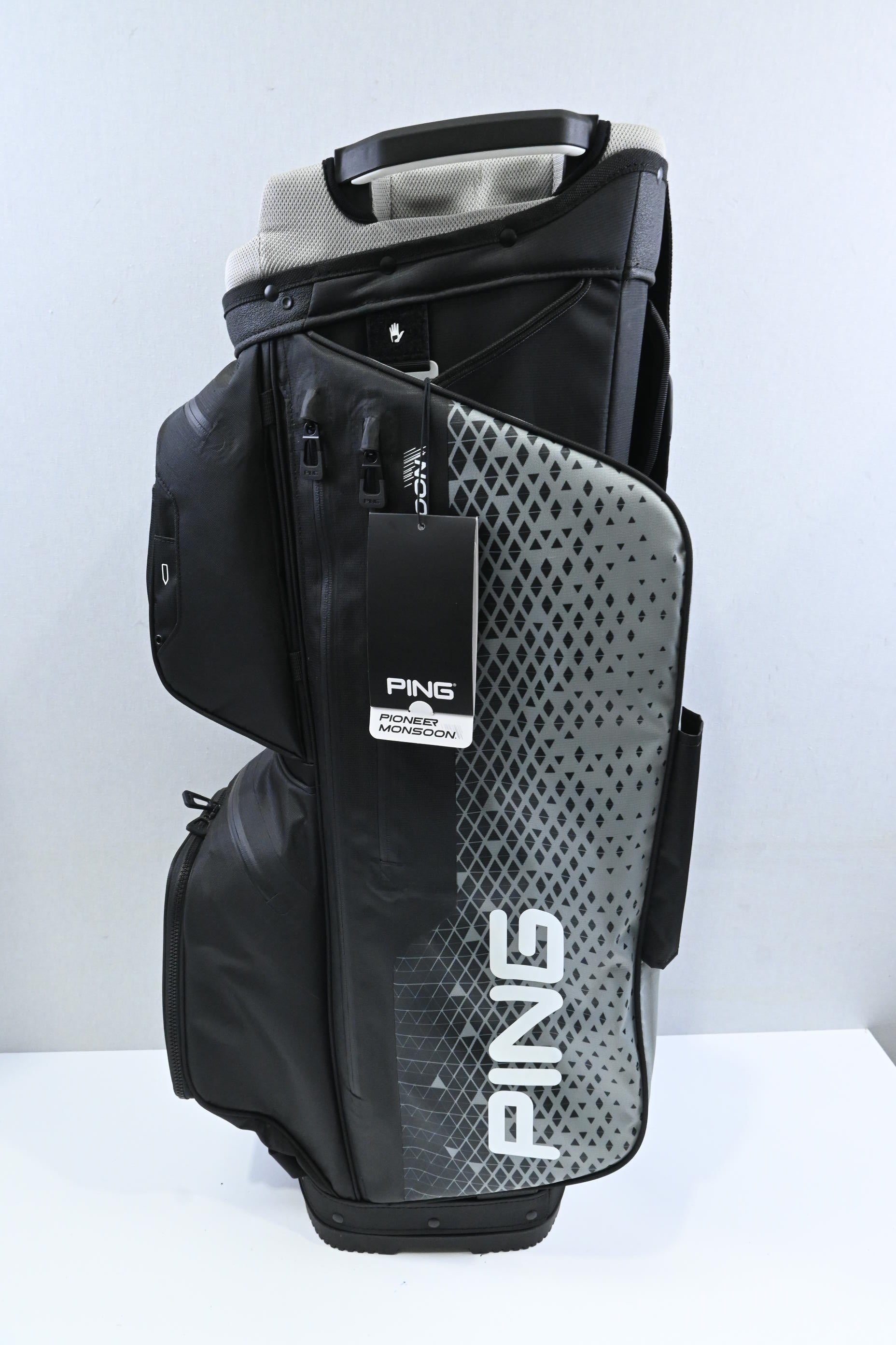 Ping Pioneer Monsoon Cart Bag / 14-Way / Black, Grey
