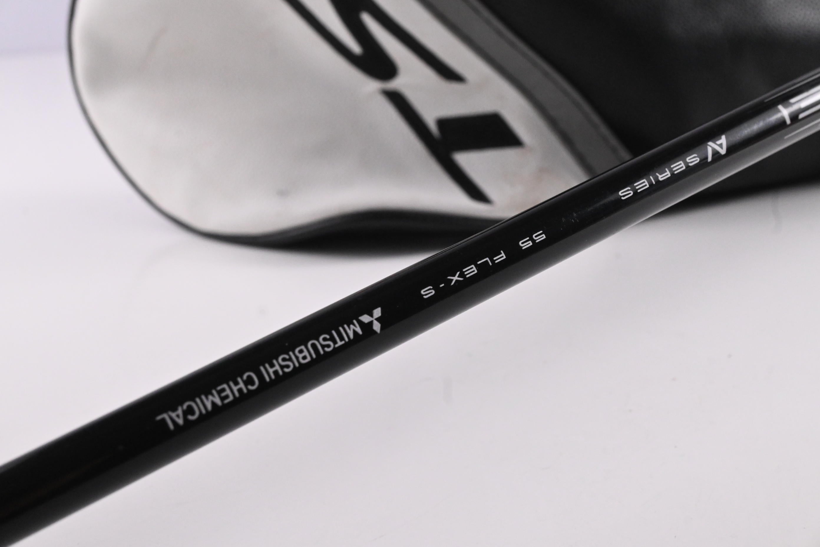 Titleist TSR2 Driver / 9 Degree / Stiff Flex Tensei AV Blue 55 Shaft