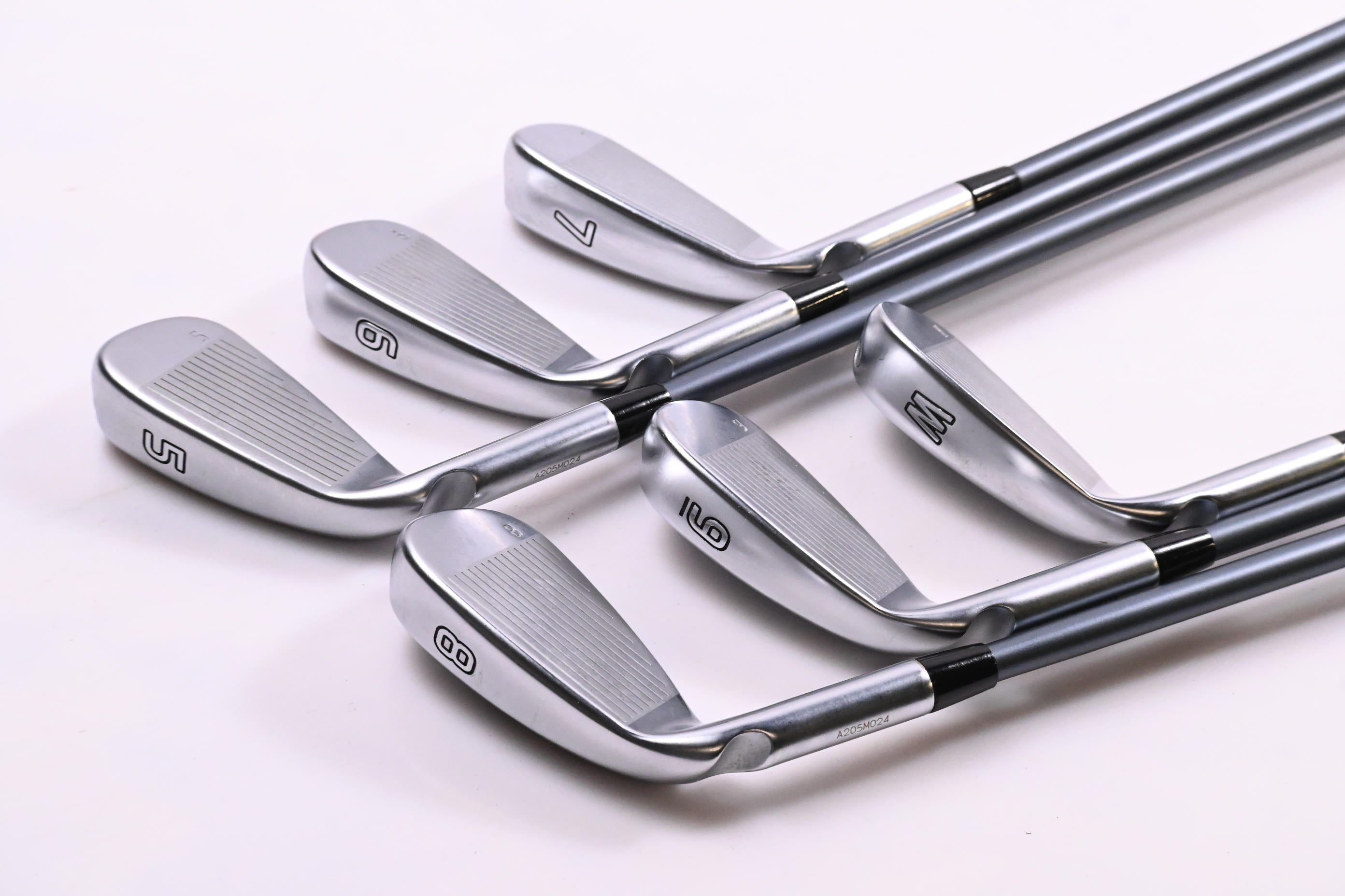 Ping G425 Irons / 5-PW / Regular Flex Ping Alta CB Slate Shafts