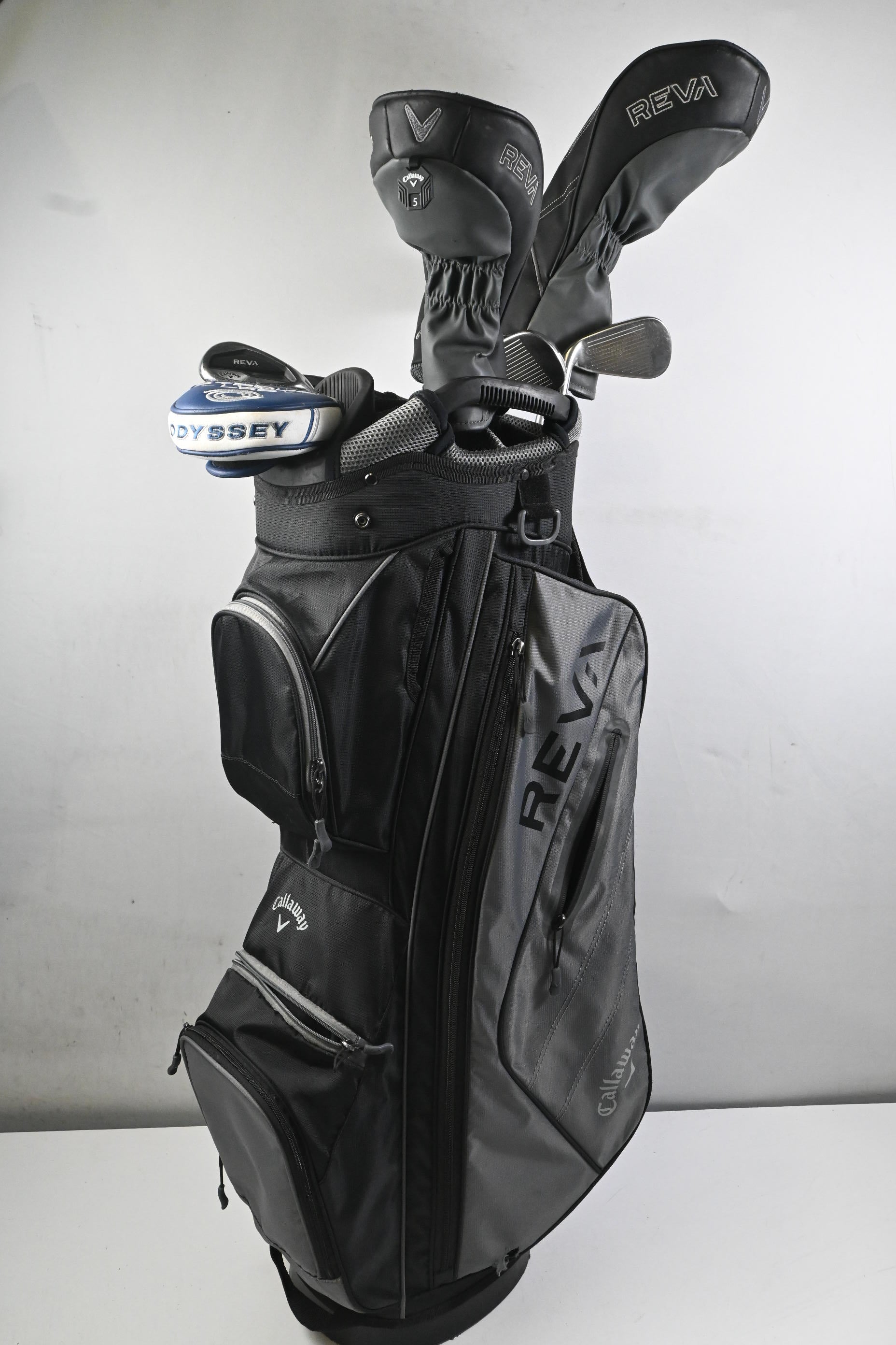 Ladies Callaway Reva '21 Package Set / Woods, irons, Putter, Bag