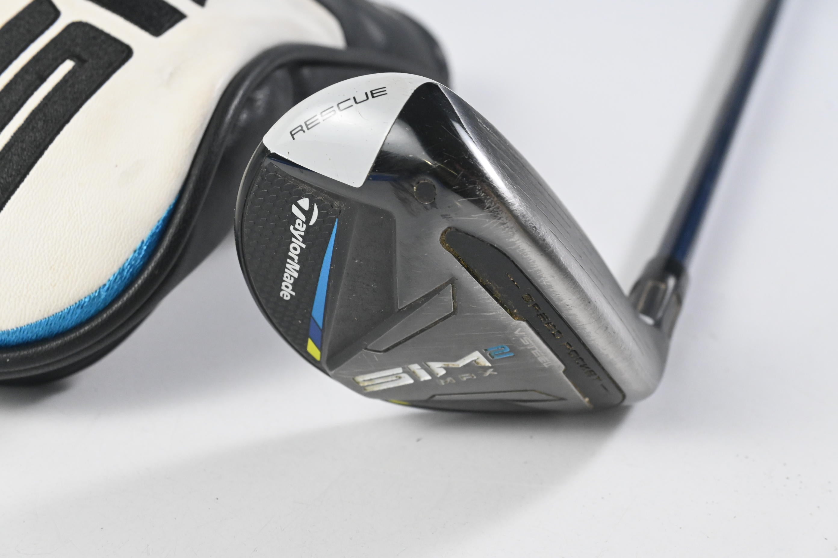 Taylormade SIM2 Max #3 Hybrid / 19 Degree / Regular Flex Fujikura Ventus Blue 6
