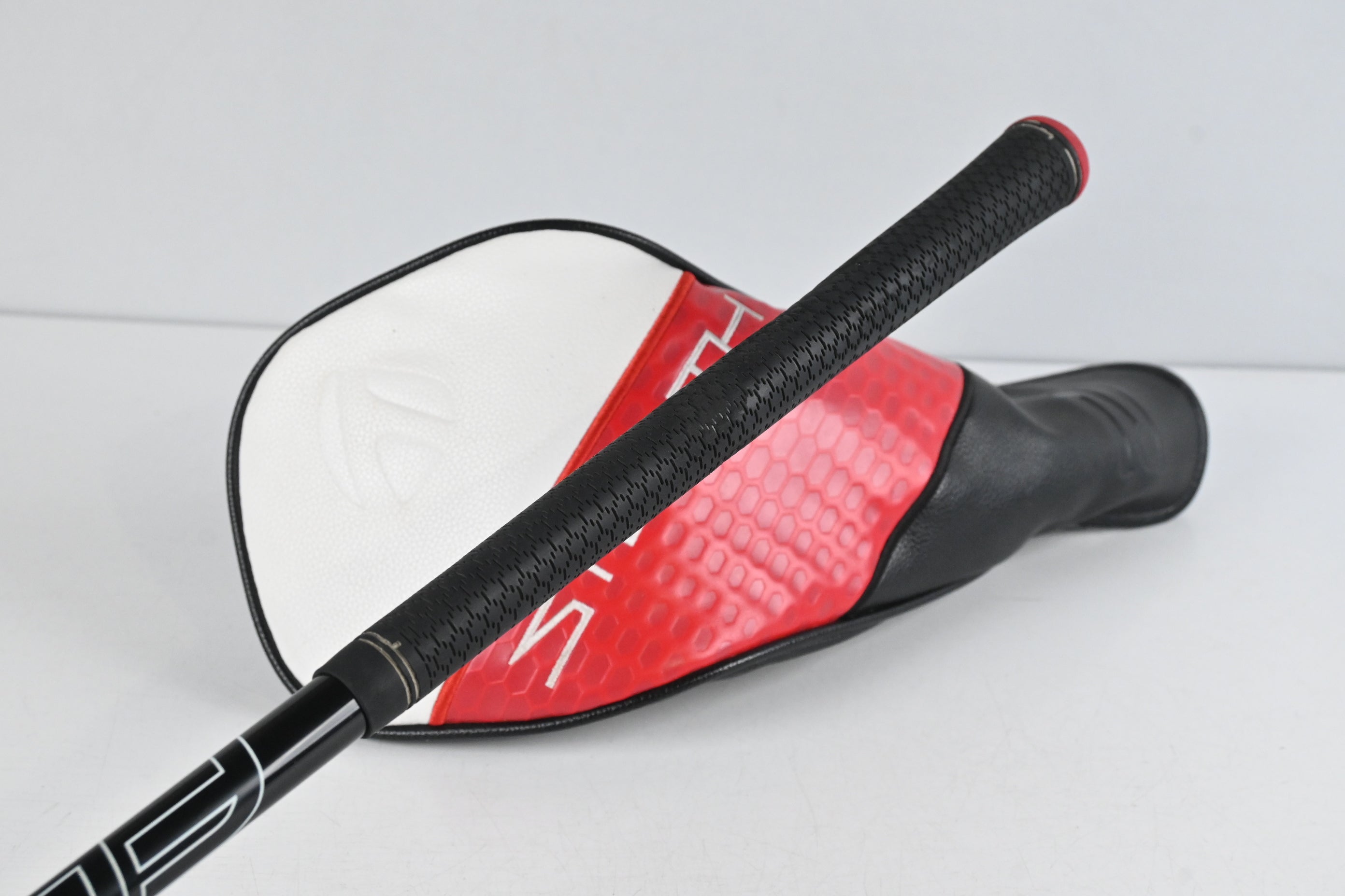Taylormade Stealth 2 Driver / 9 Degree / Stiff Flex Fujikura Pro 60 Shaft