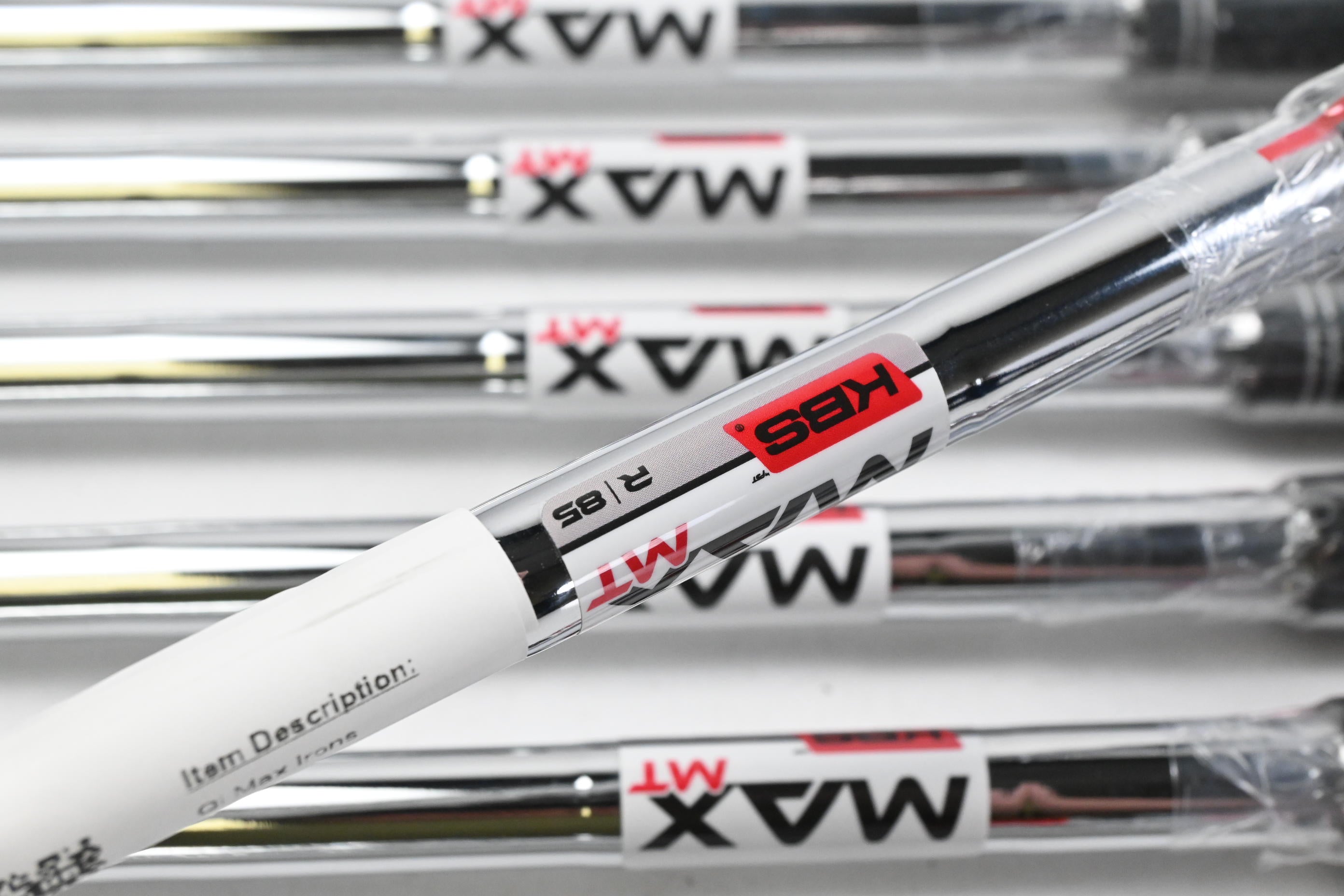 Taylormade Qi Max Irons / 5-PW+SW / Regular Flex KBS MAX MT 85 Shafts