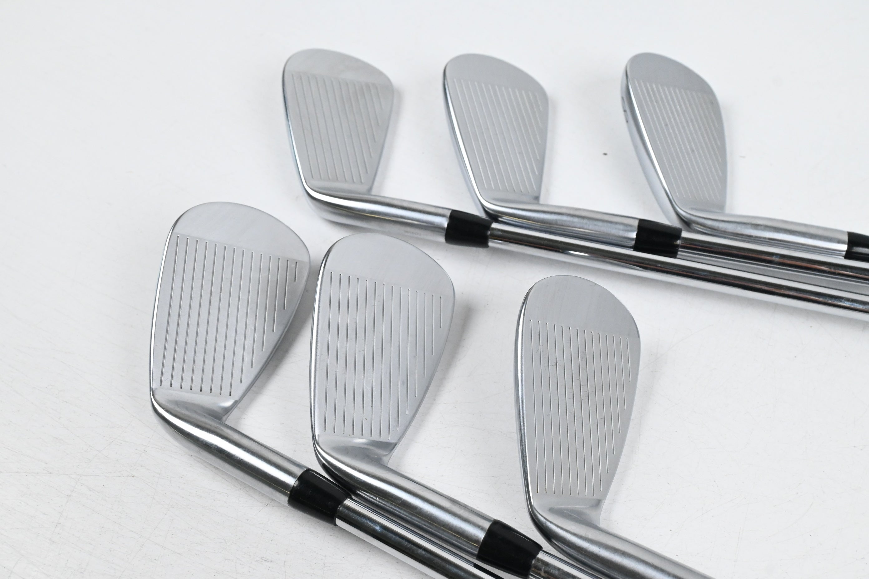 Titleist T250* 2025 Irons / 6-PW+GW / Regular Flex AMT Black Steel Shafts