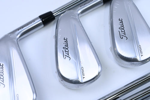 Titleist T250 2025 Irons / 5-PW+48° / Regular Flex AMT Black Shafts