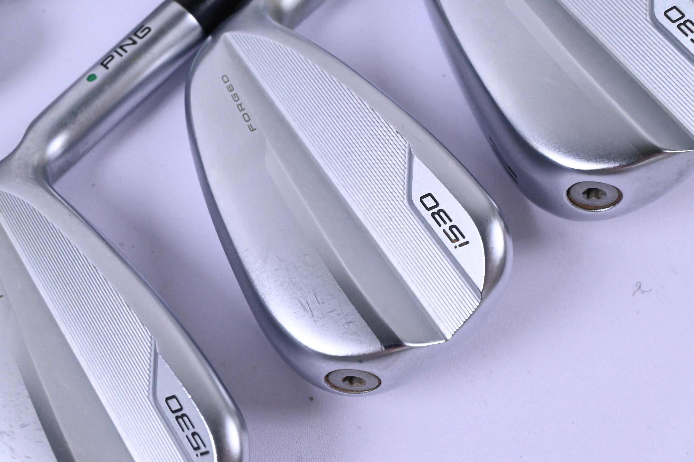 Ping i530 Irons / 5-PW / Green Dot / Regular Flex Dynamic Gold Mid 100 Shafts