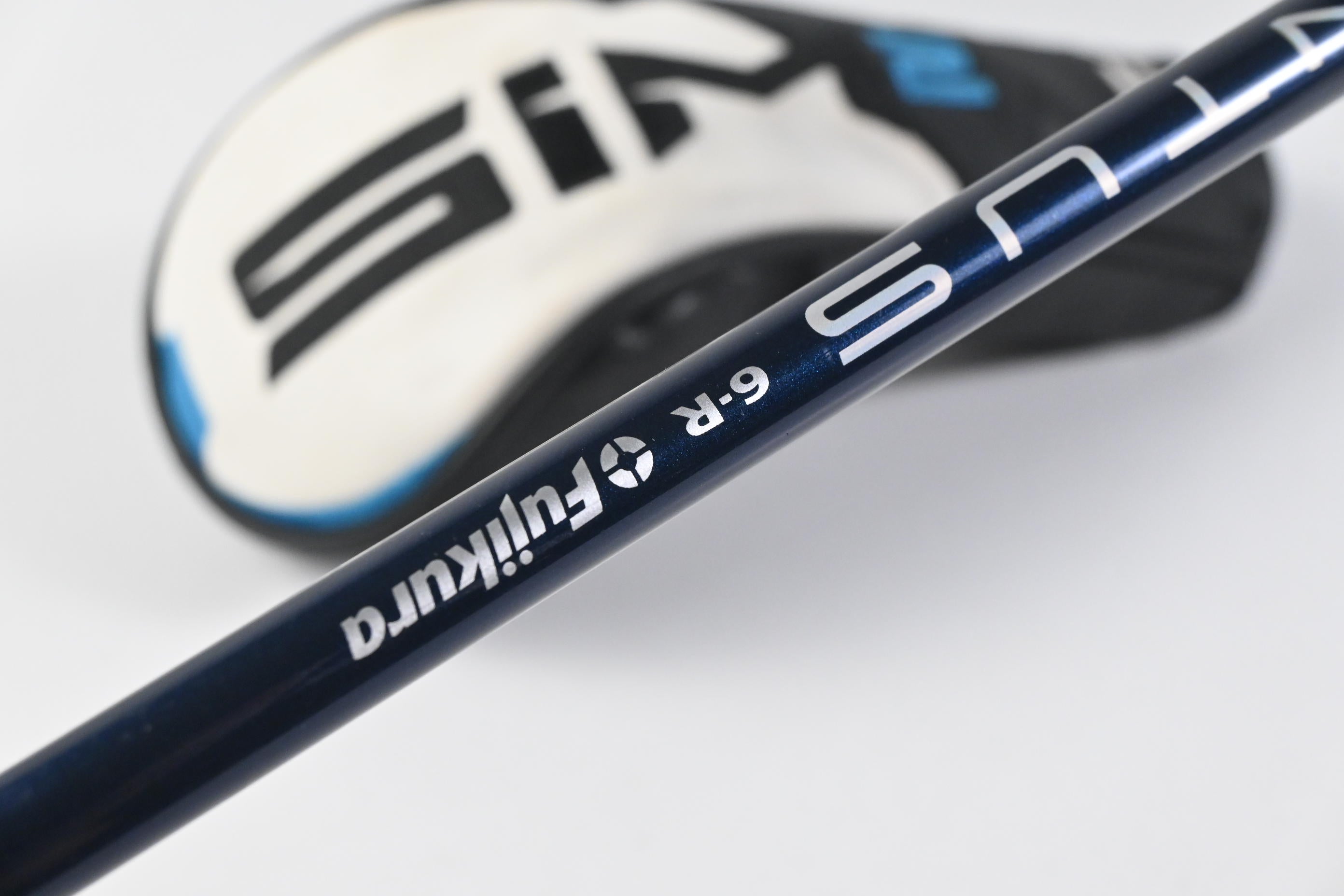 Taylormade SIM2 Max #3 Hybrid / 19 Degree / Regular Flex Fujikura Ventus Blue 6