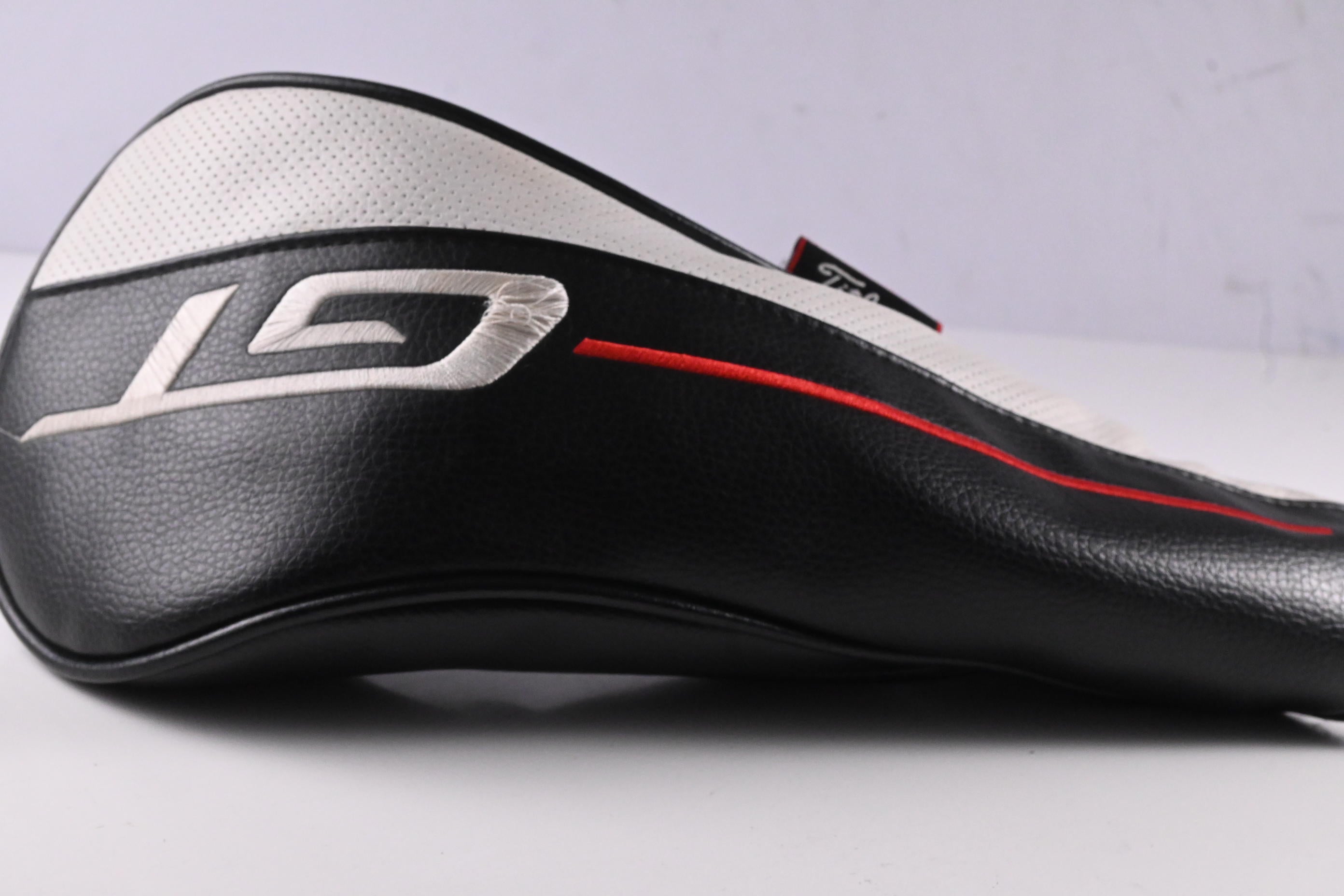 Titleist GT2 Driver / 10 Degree / Regular Flex Denali Red 50 Shaft