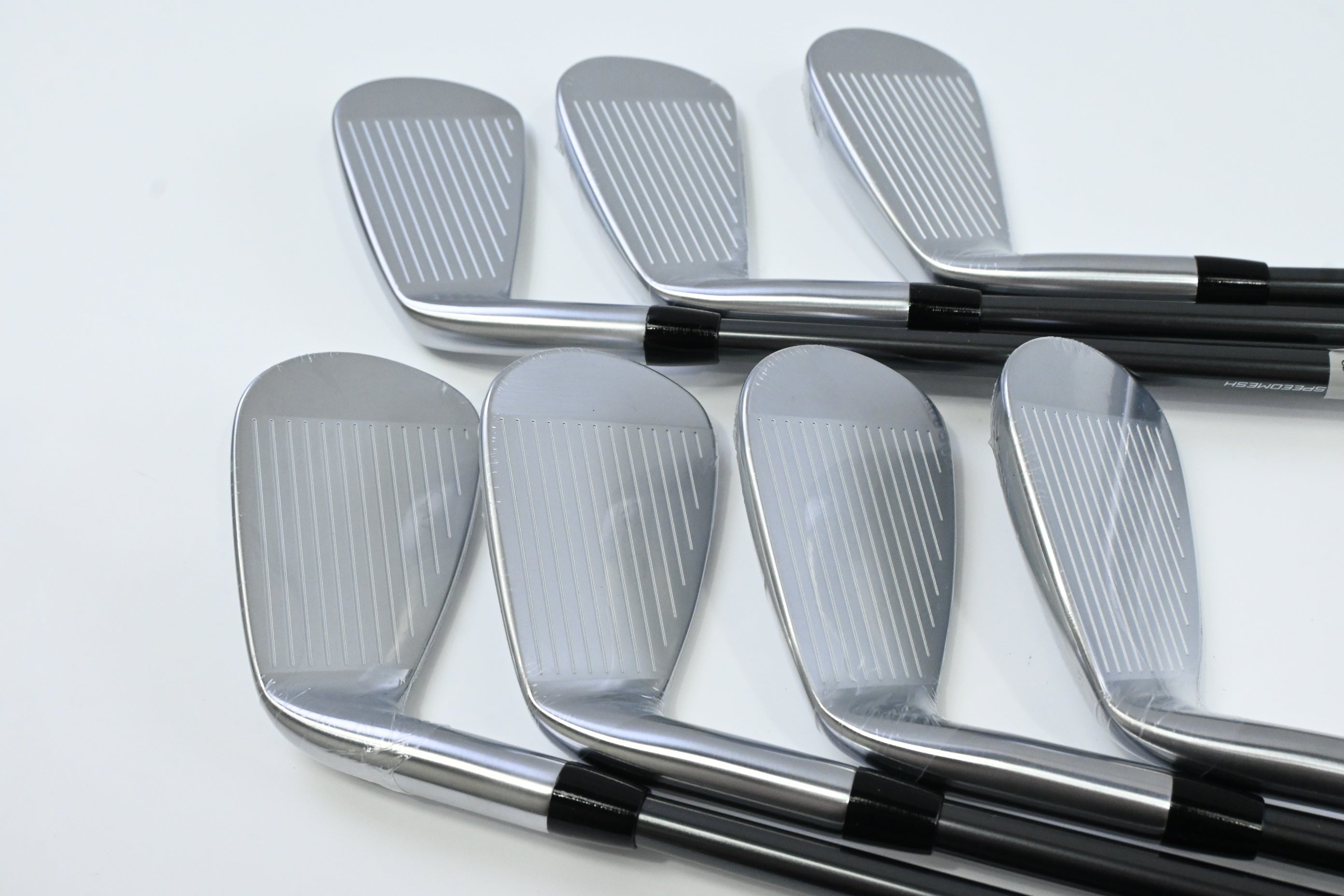 Titleist T250 2025 Irons / 5-PW+48° / Regular Flex MMT Speedmesh 85 Shafts