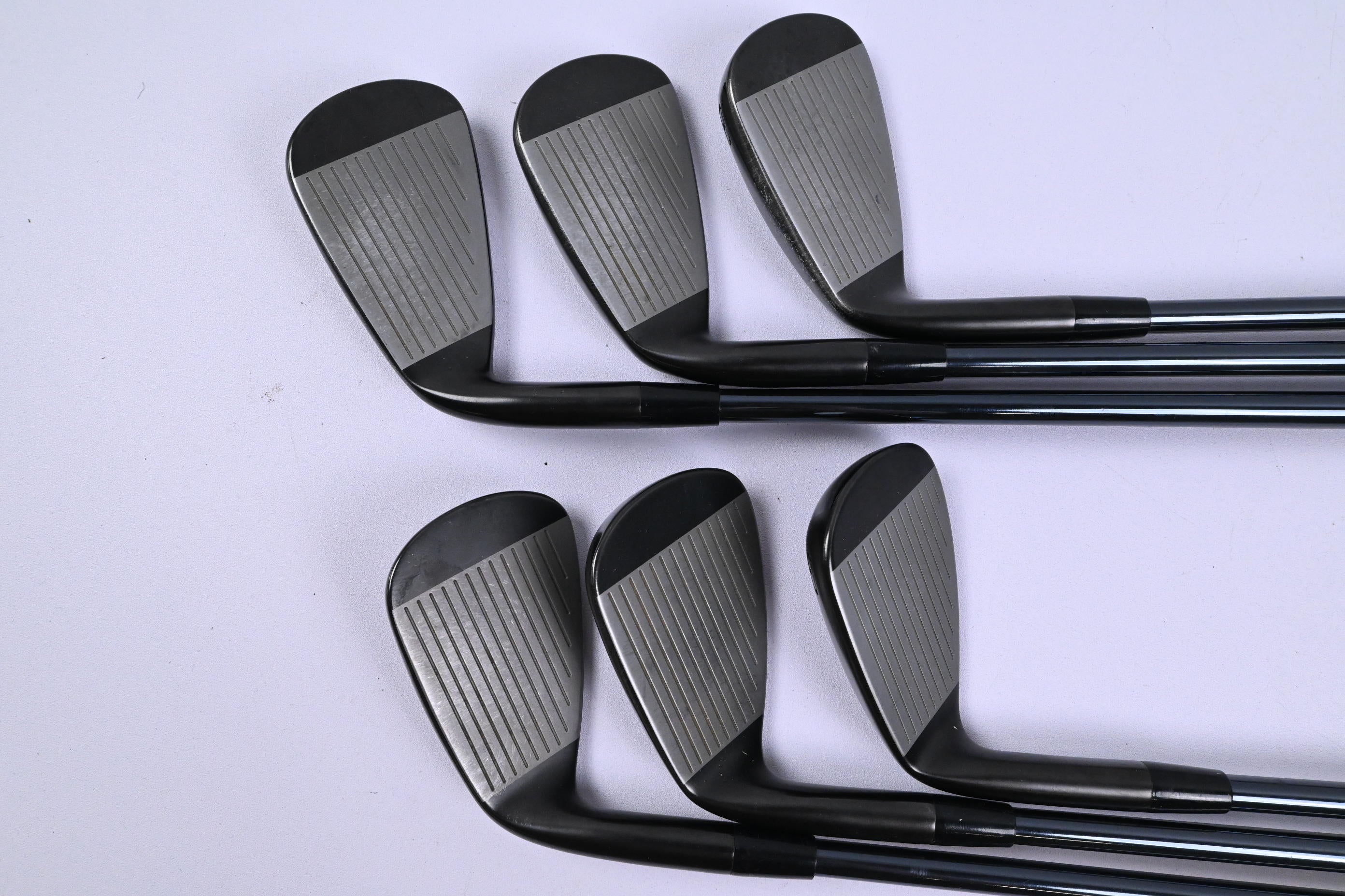 Mizuno JPX 925 Hot Metal Black Irons / 6-PW+GW / Regular Flex Recoil Dart 60