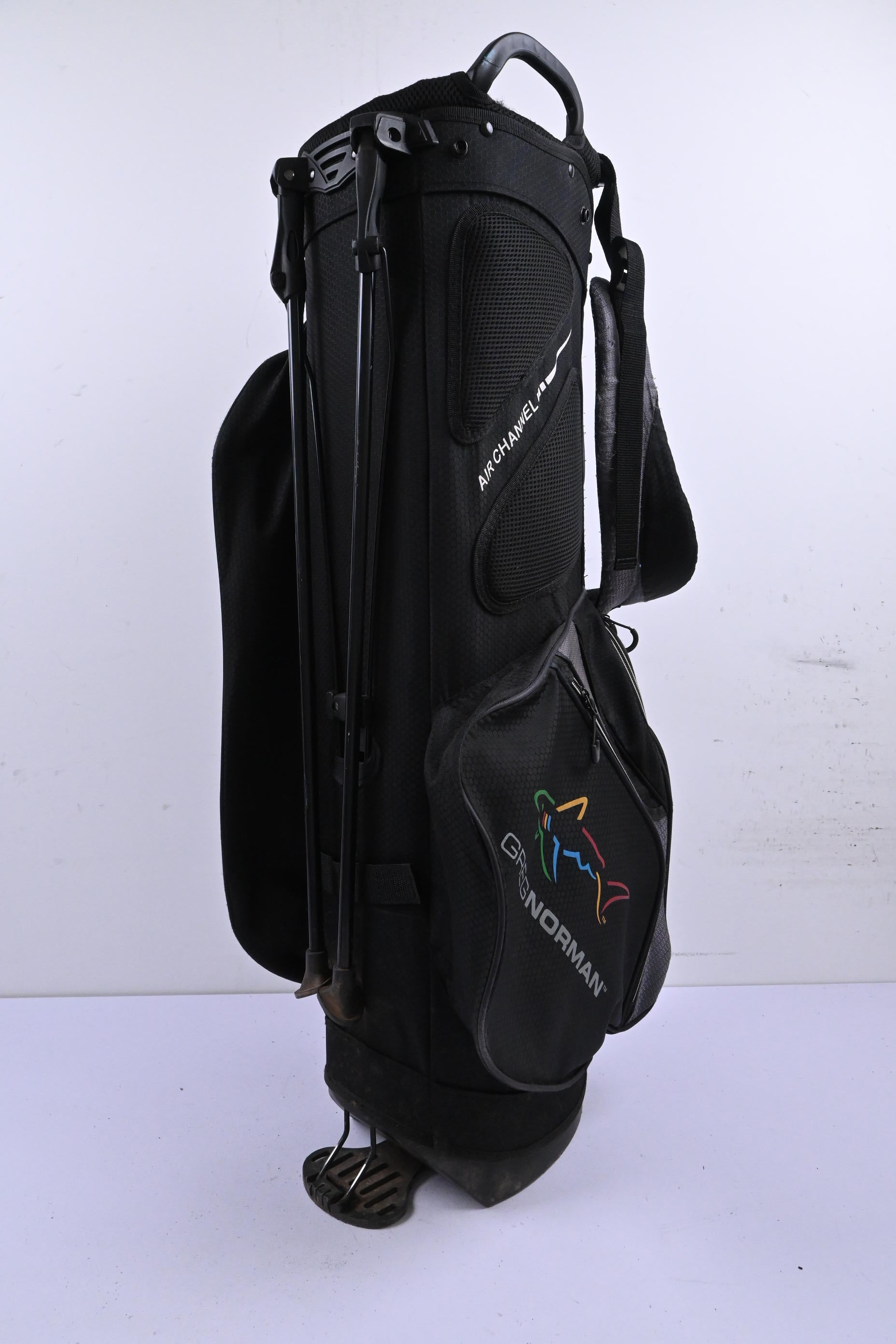 Greg Norman GN21 Stand Bag / 7-Way Divider / Black & Grey