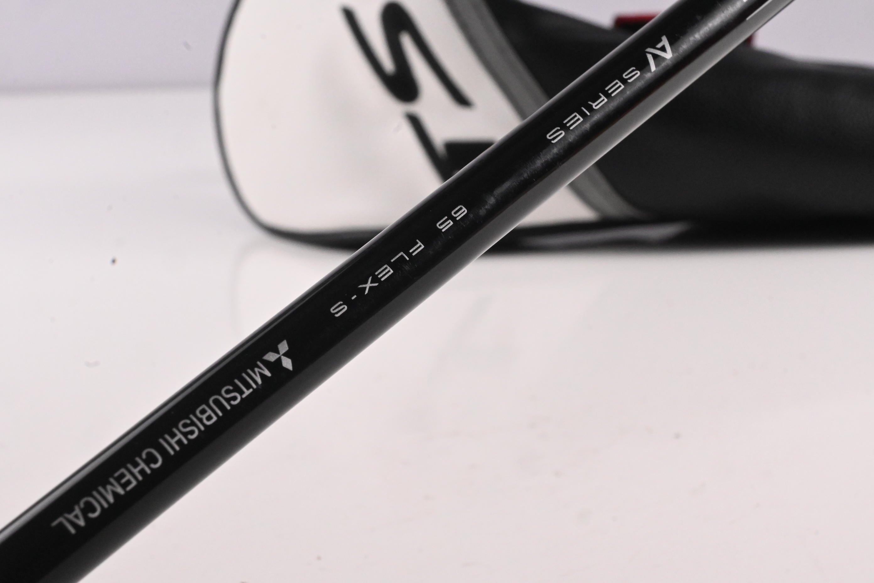 Titleist TSR2 #3 Wood / 15 Degree / Stiff Flex Tensei AV Blue 65 Shaft
