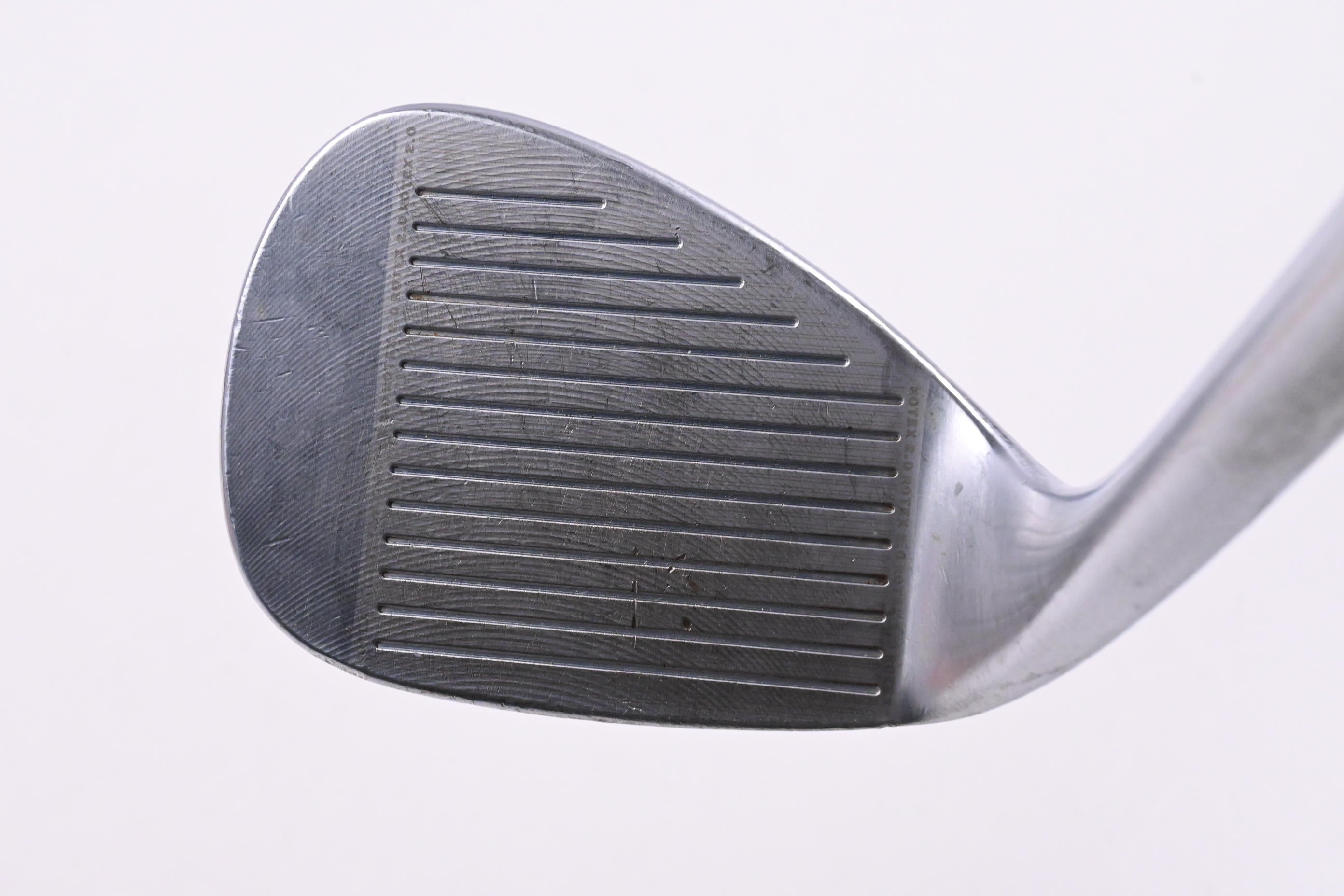 Cleveland 588 RTX 2.0 Sand Wedge / 54 Degree / Stiff Flex Dynamic Gold S200