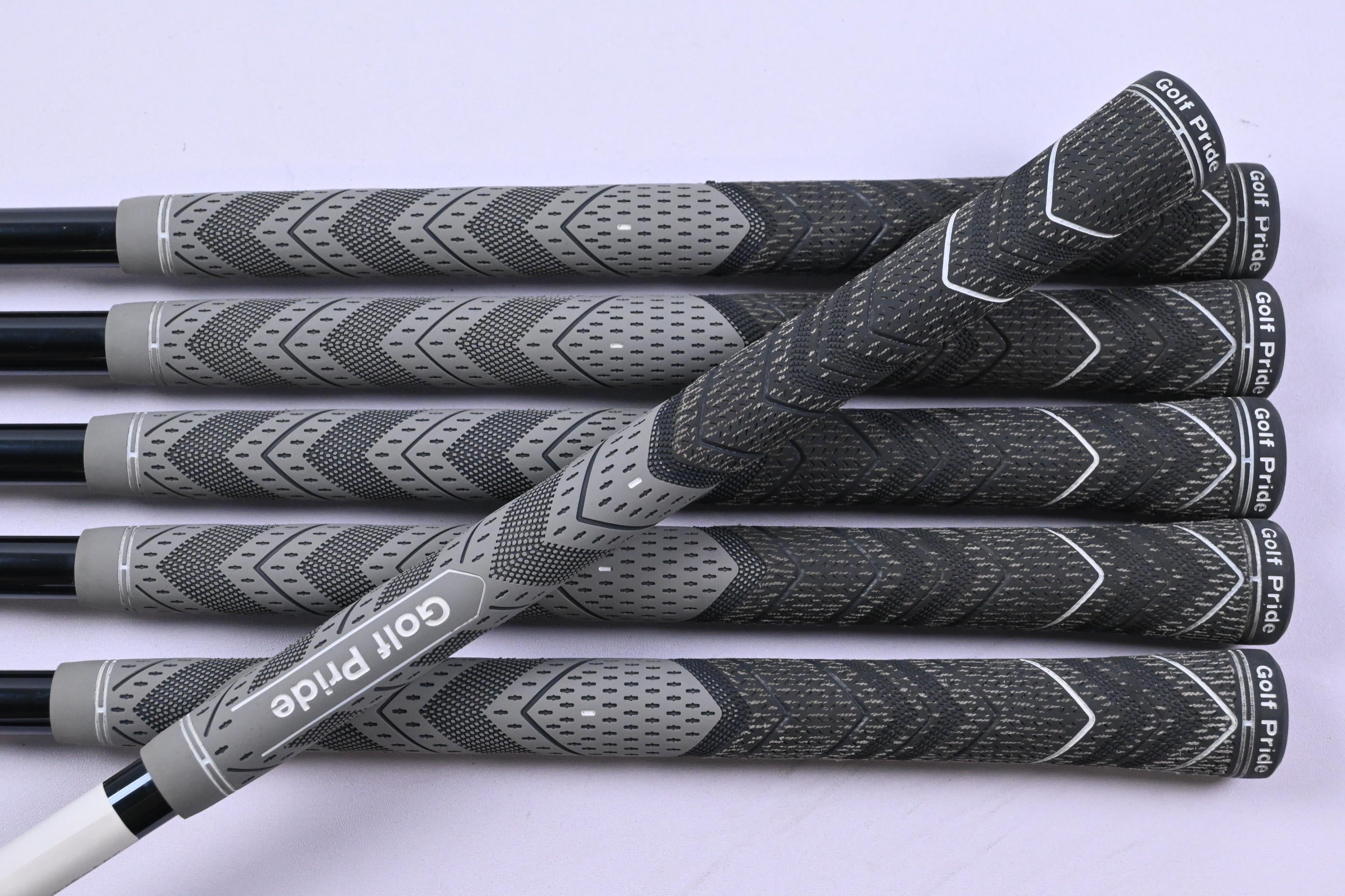 Mizuno JPX 925 Hot Metal Black Irons / 6-PW+GW / Regular Flex Recoil Dart 60