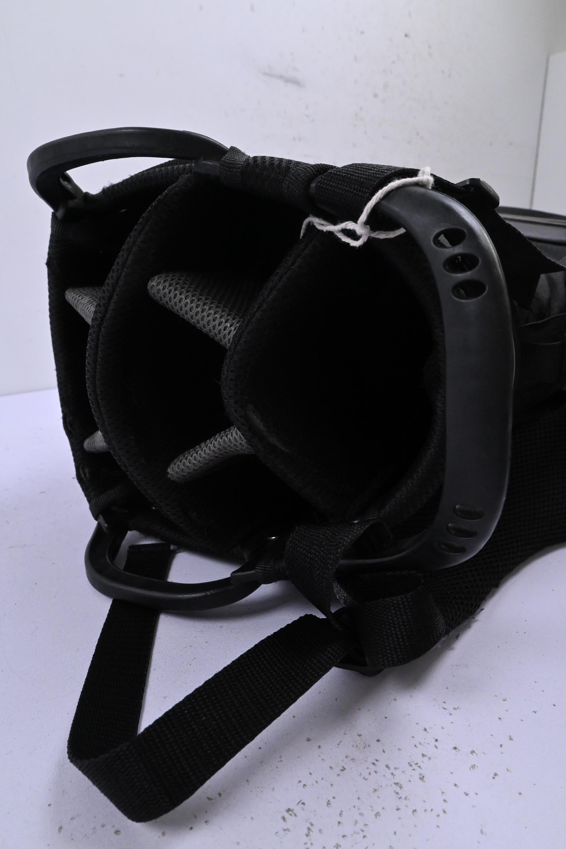 Greg Norman GN21 Stand Bag / 7-Way Divider / Black & Grey