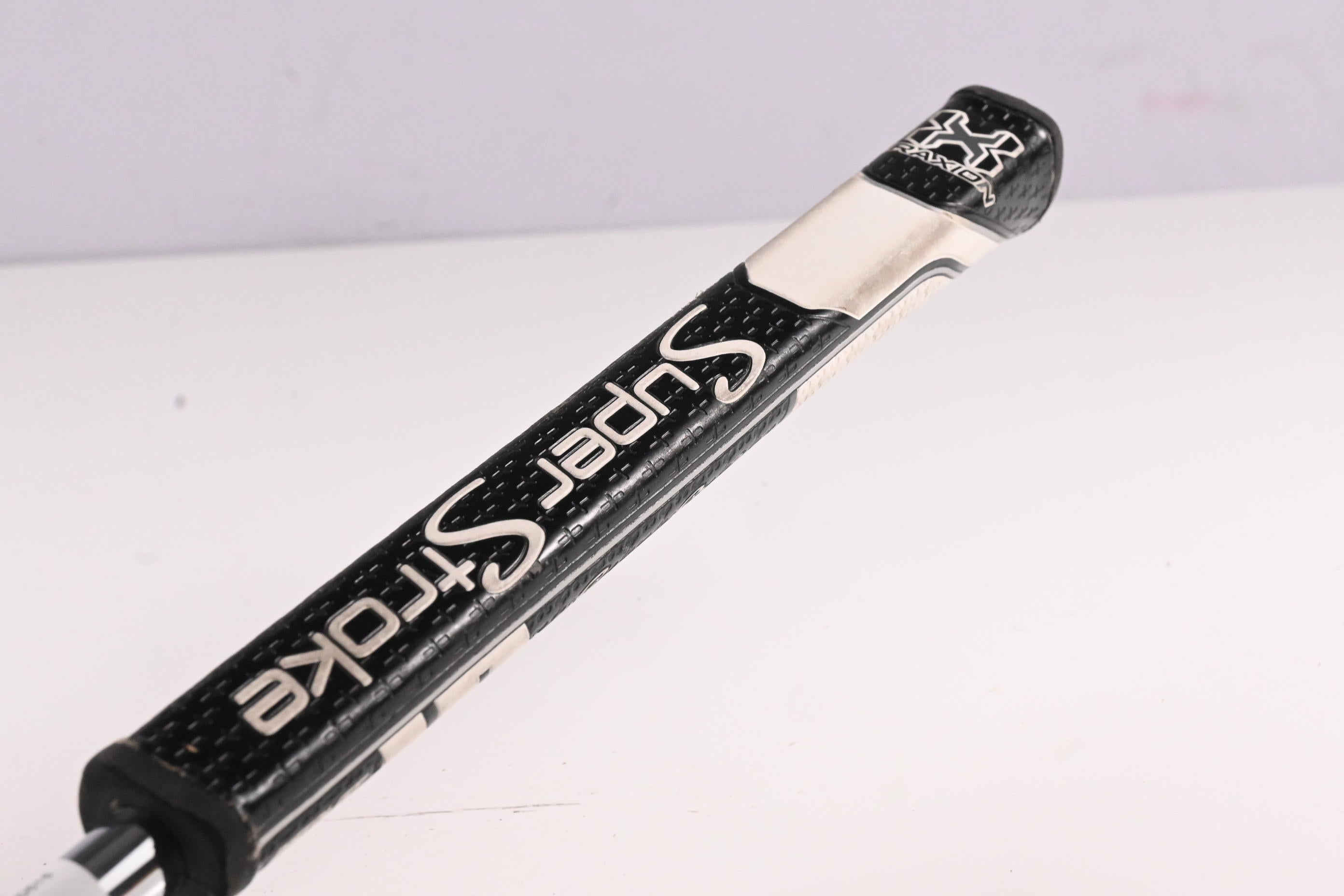 Odyssey White Hot XG 2-Ball Putter / 35 Inch