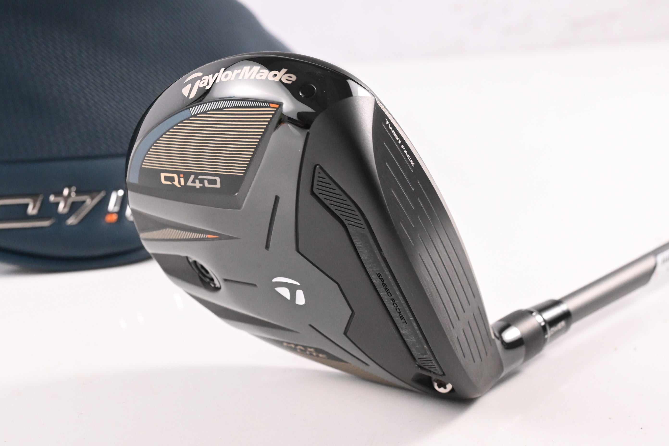Taylormade Qi4D Max Lite #5 Wood / 18 Degree / Senior Flex REAX 45 Shaft