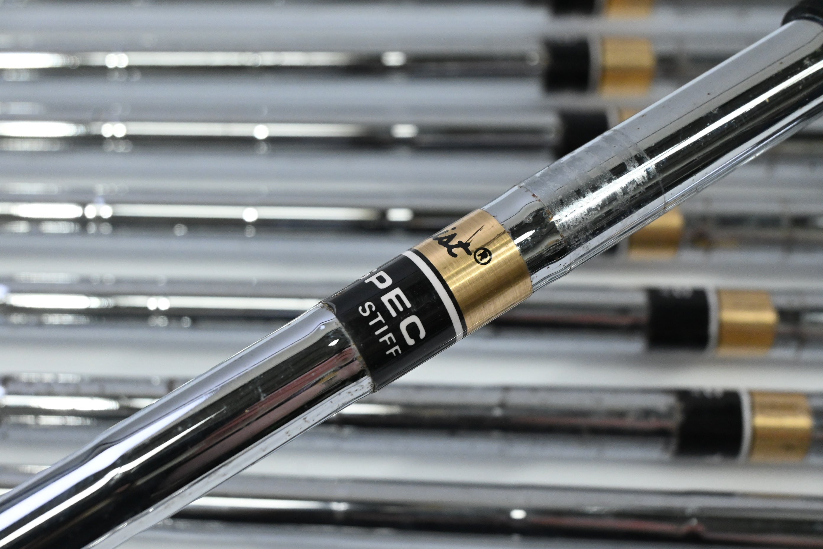 Titleist DCI 981 Irons / 3-PW+SW+LW / Stiff Flex Titleist Tri Spec Shafts