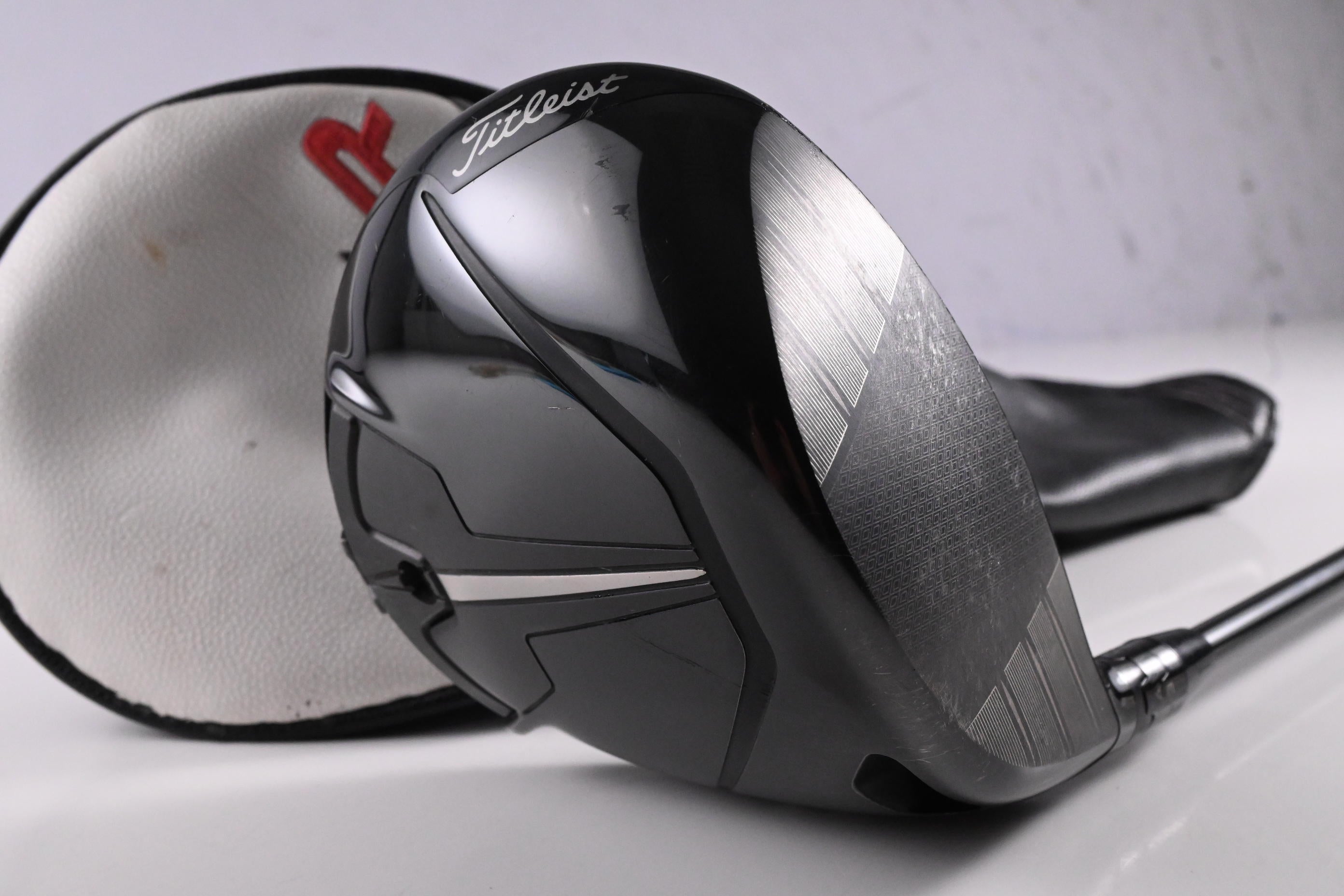 Titleist TSR3 Driver / 9 Degree / Stiff Flex HZRDUS Smoke Black RDX 60 Shaft