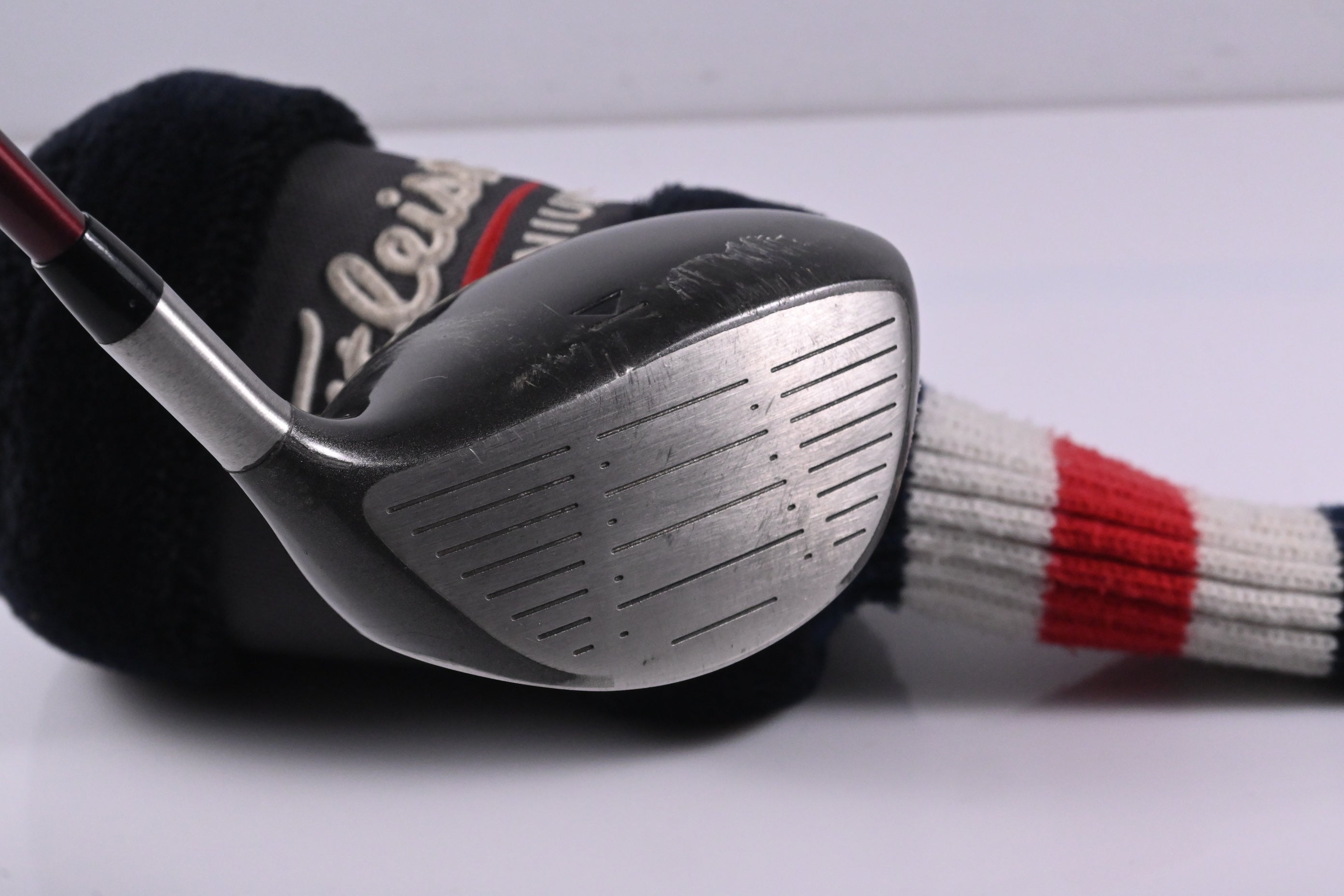 Left Hand Titleist 975 J Driver / 9.5 Degree / Stiff Flex Grafalloy ProLite 35
