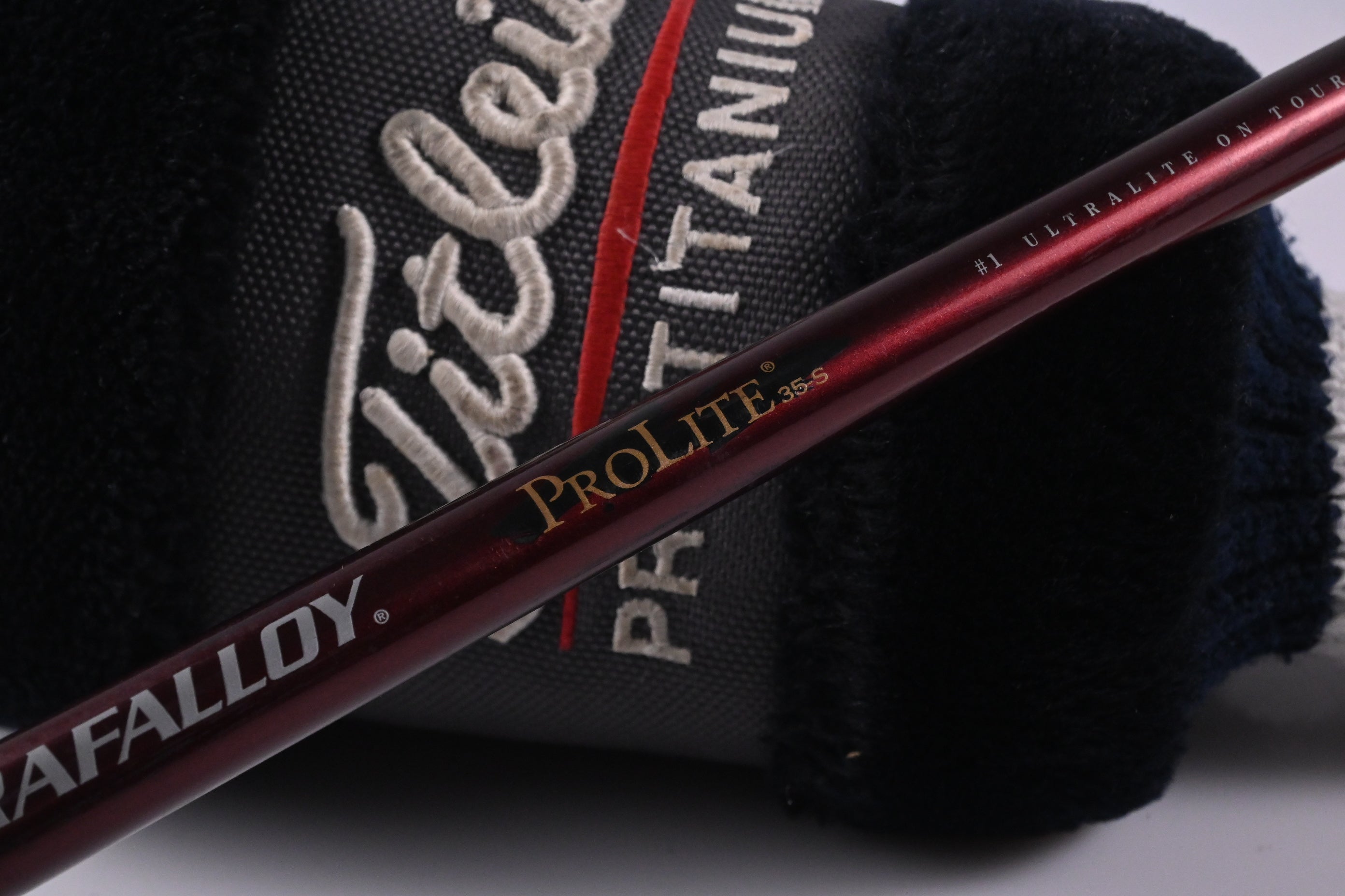 Left Hand Titleist 975 J Driver / 9.5 Degree / Stiff Flex Grafalloy ProLite 35