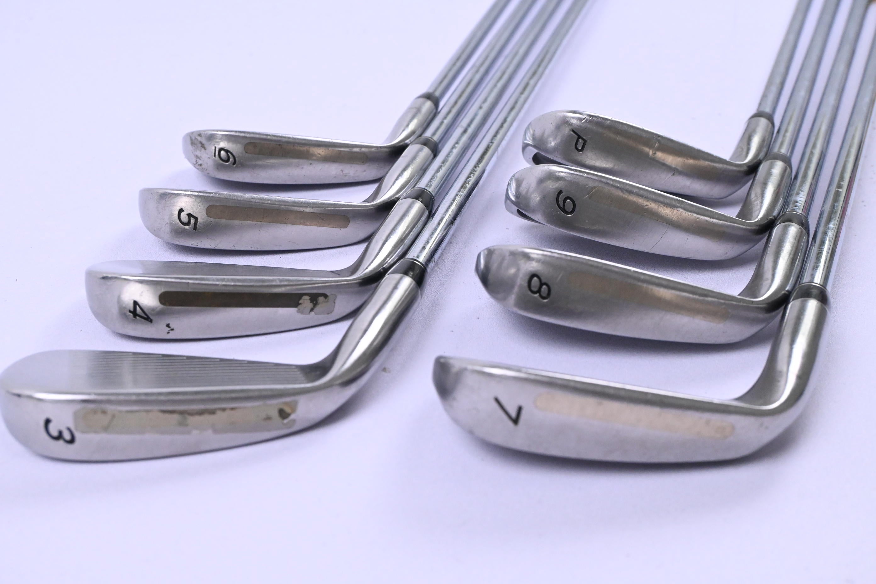 Taylormade 320 Steel Irons / 3-PW / Regular Flex Taylormade 80 Shafts