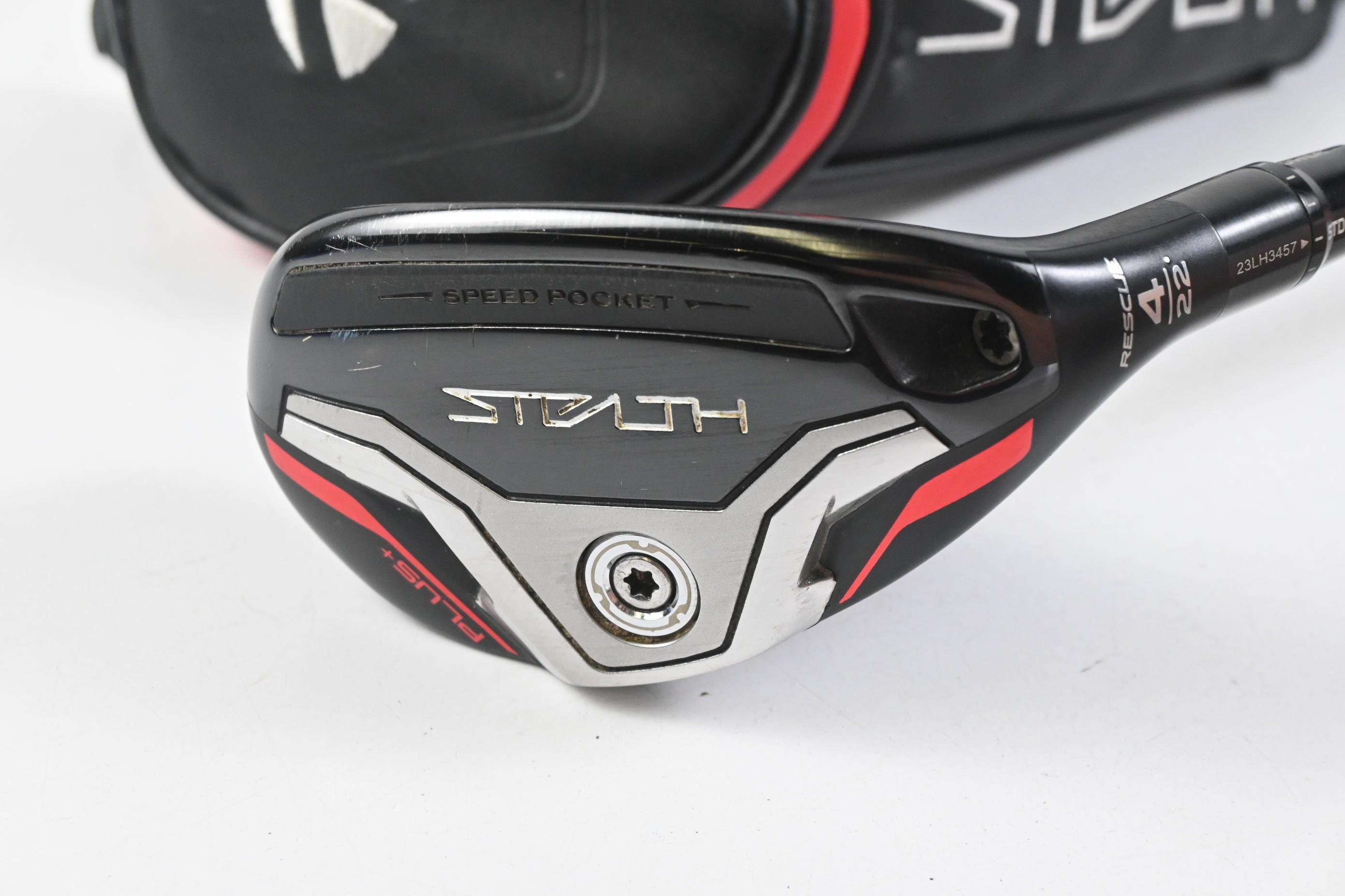 Taylormade Stealth Plus #4 Hybrid / 22 Degree / Stiff Flex HZRDUS Smoke Red RDX