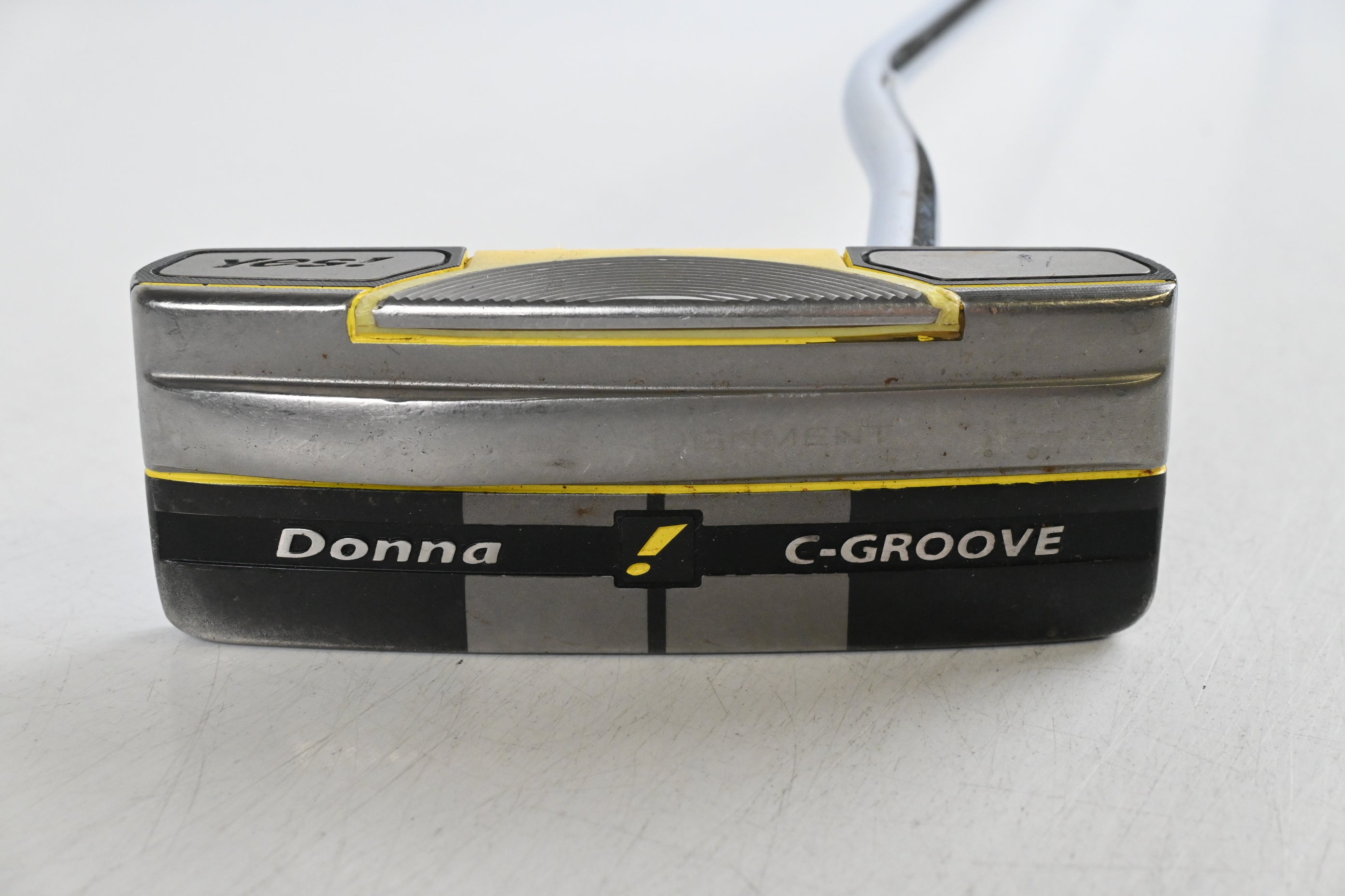 Yes! C-Groove Donna Putter / 34 Inch