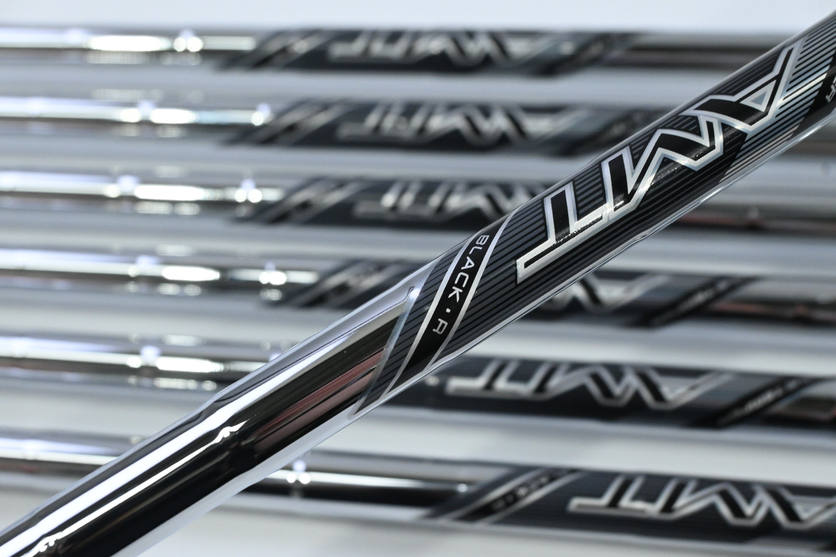 Titleist T250 2025 Irons / 5-PW+48° / Regular Flex AMT Black Shafts