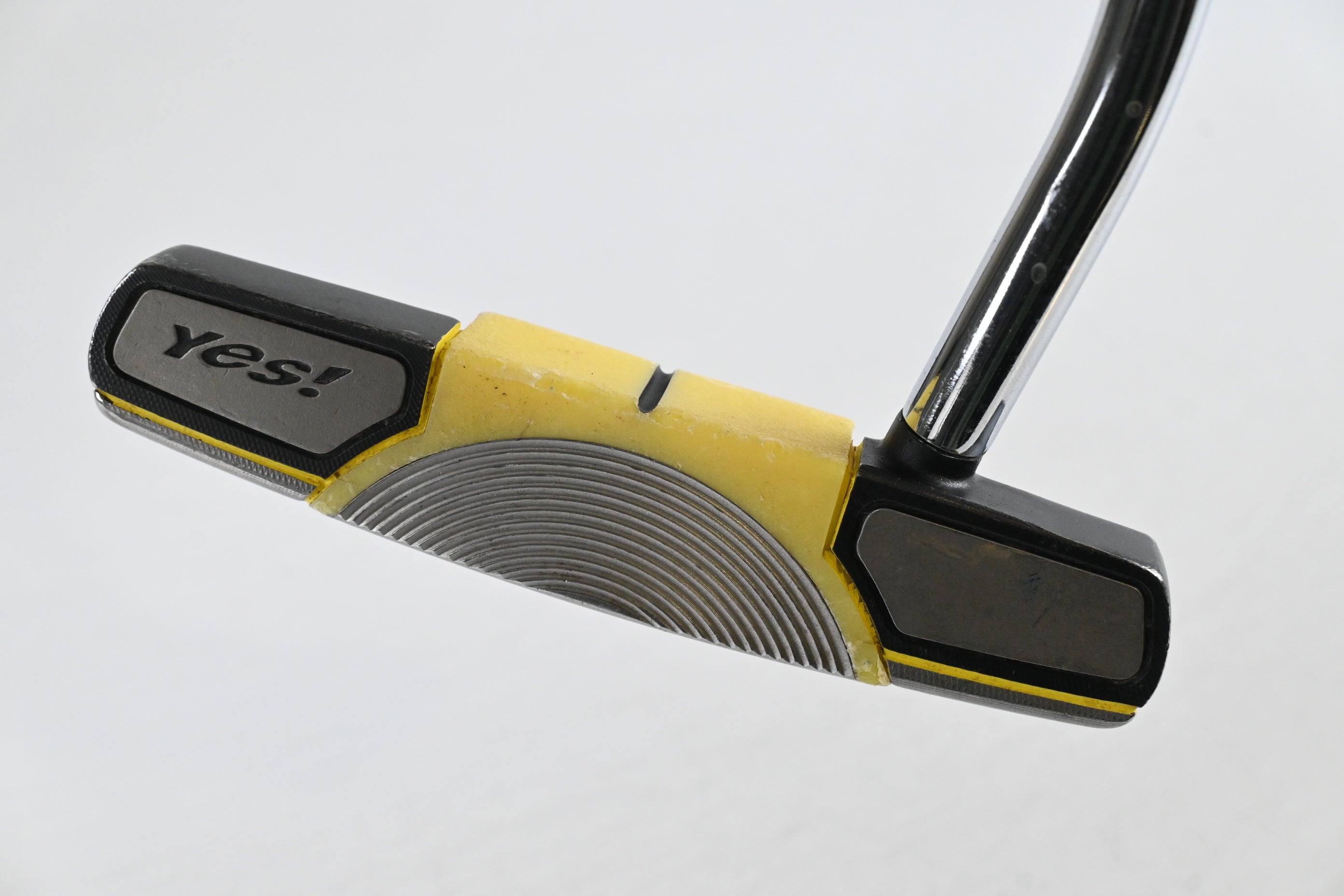 Yes! C-Groove Donna Putter / 34 Inch