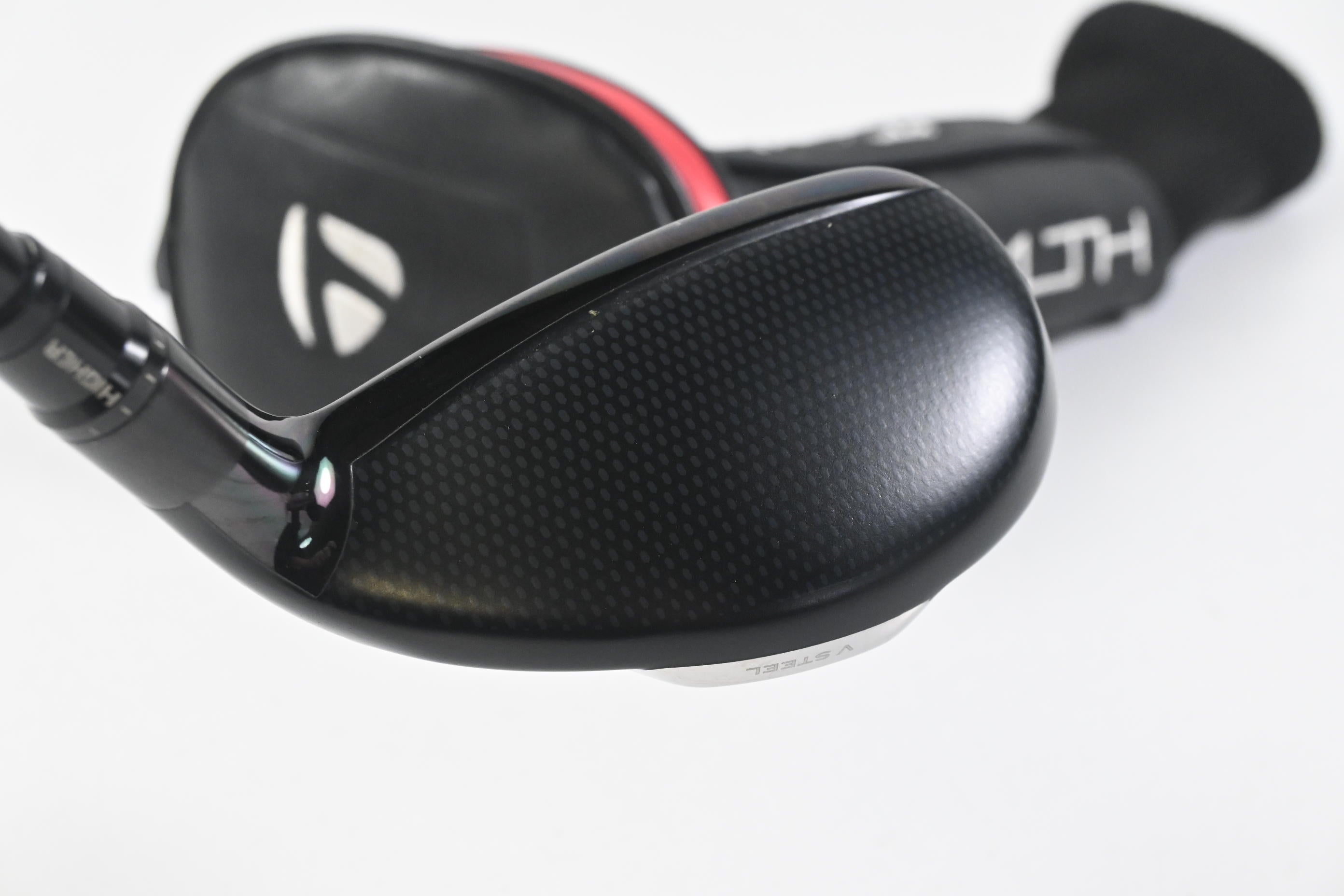 Taylormade Stealth Plus #4 Hybrid / 22 Degree / Stiff Flex HZRDUS Smoke Red RDX